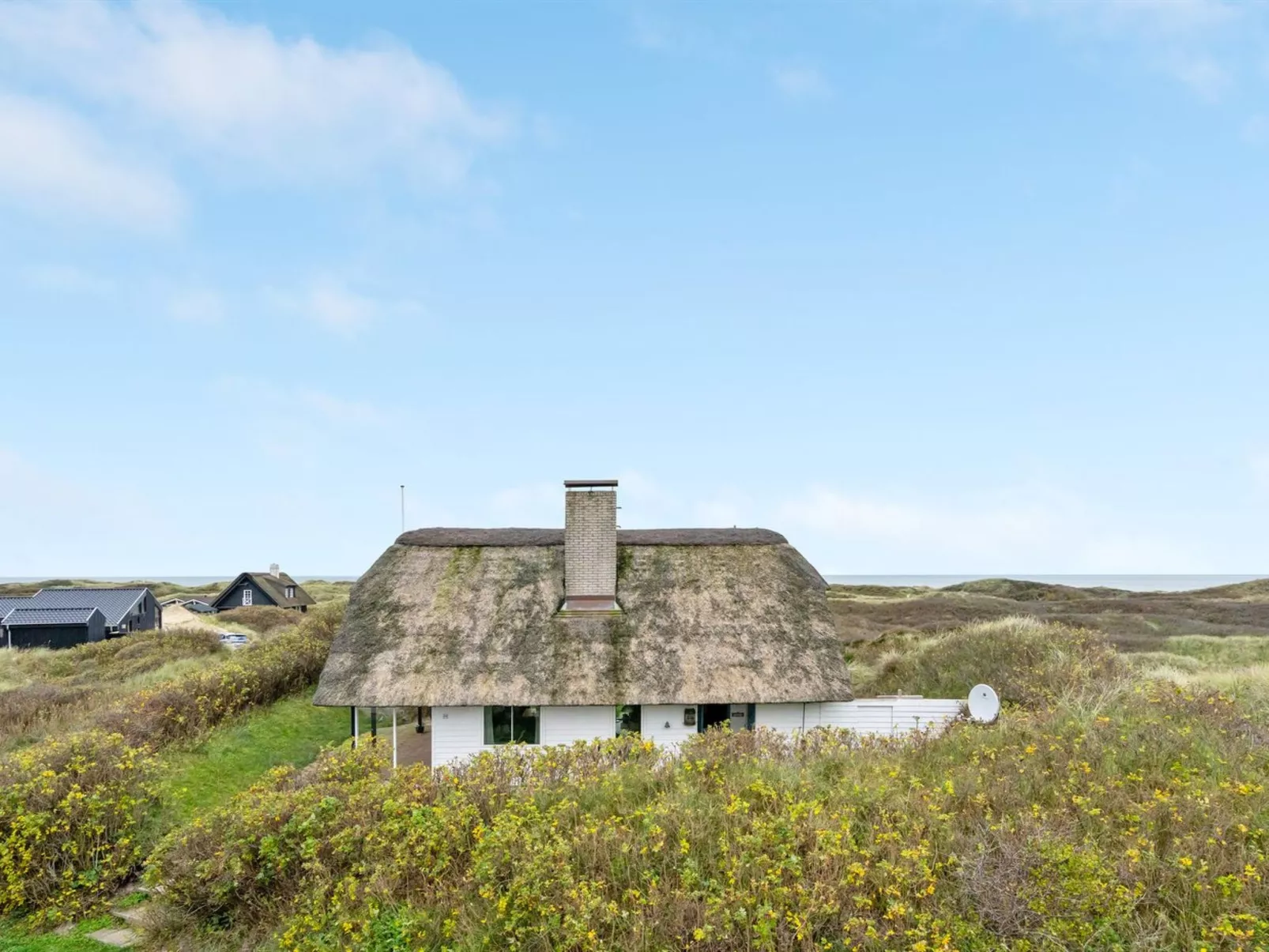 "Emiline" - 250m from the sea-Outside