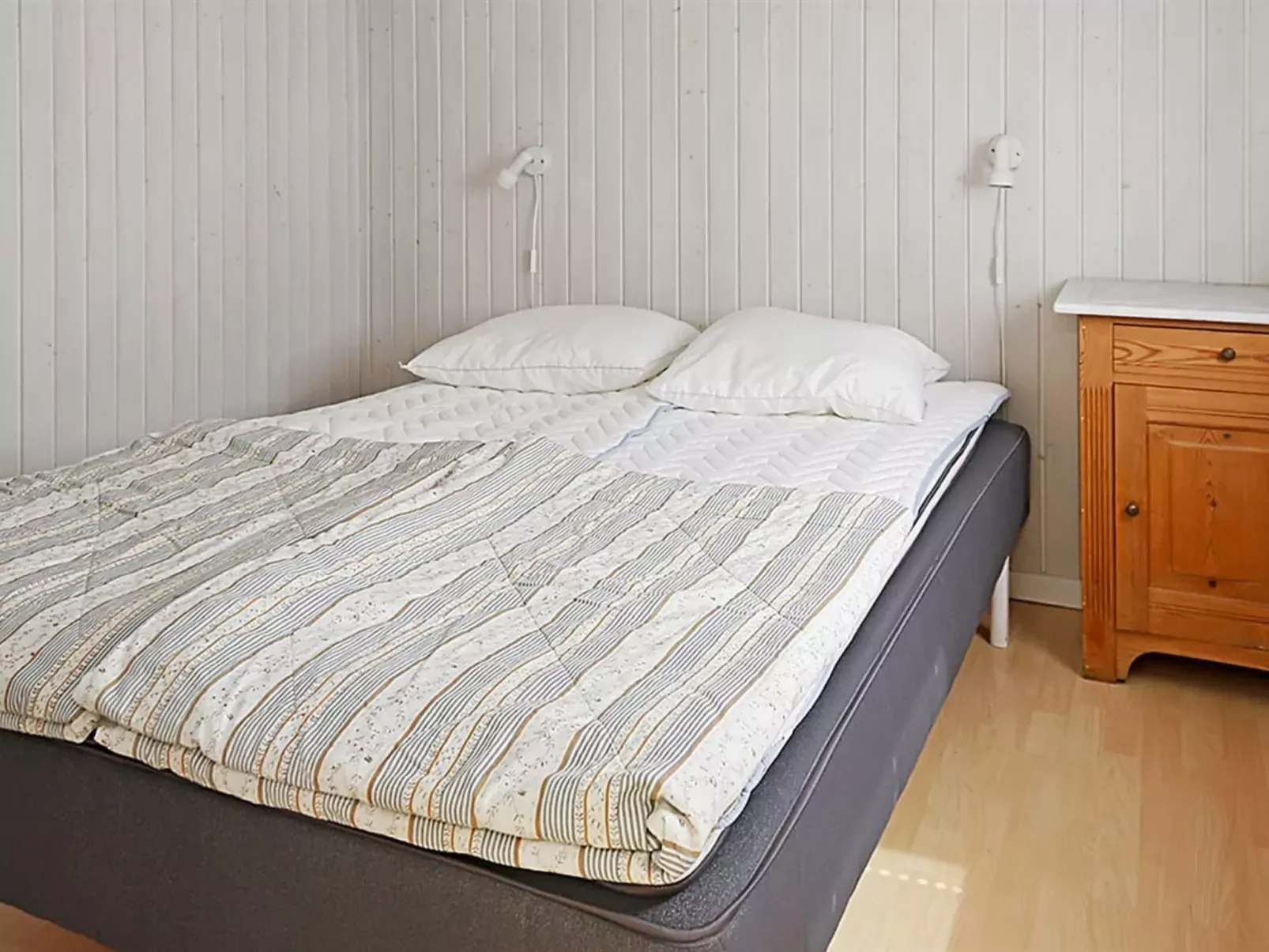 "Silje" - 600m from the sea-Inside
