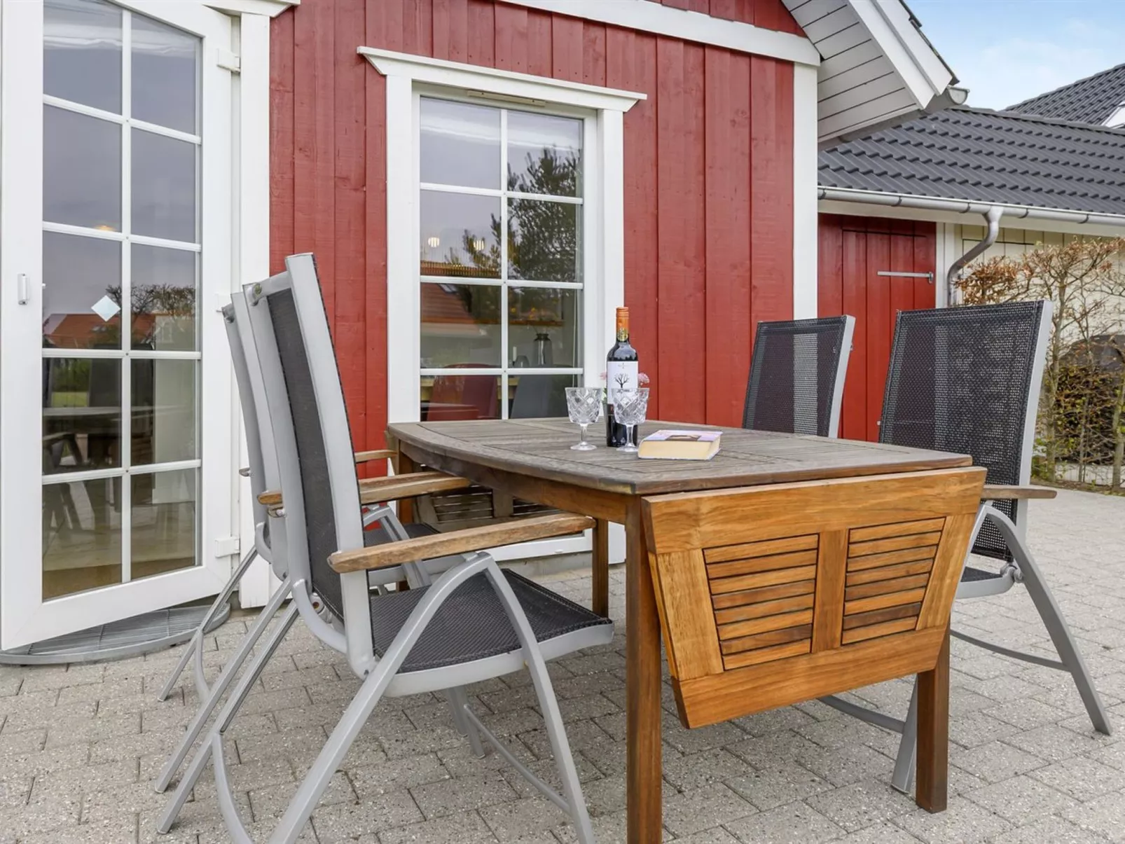 "Bleike" - 250m from the sea-Outside