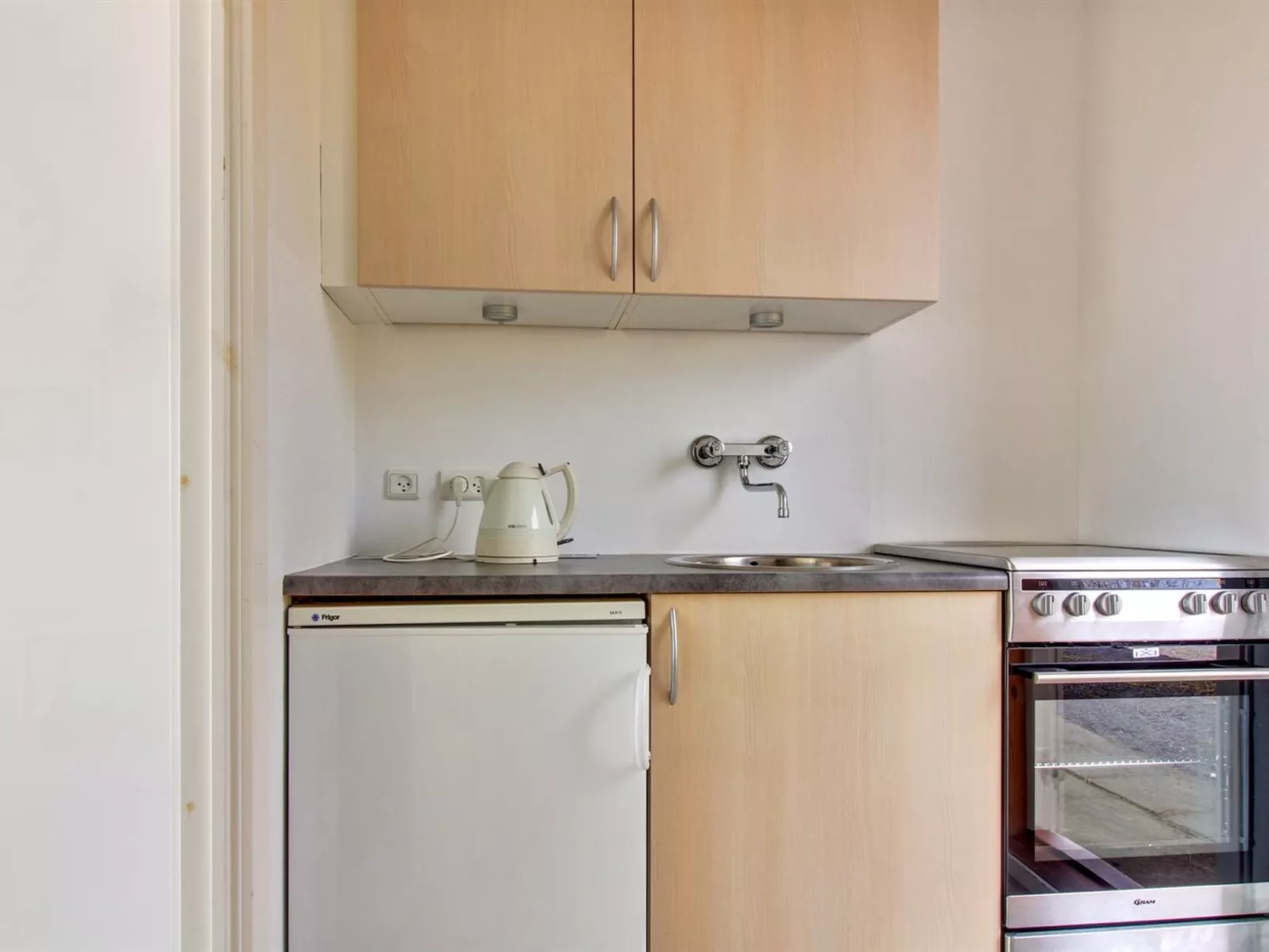 "Mia" - 200m from the sea-Inside