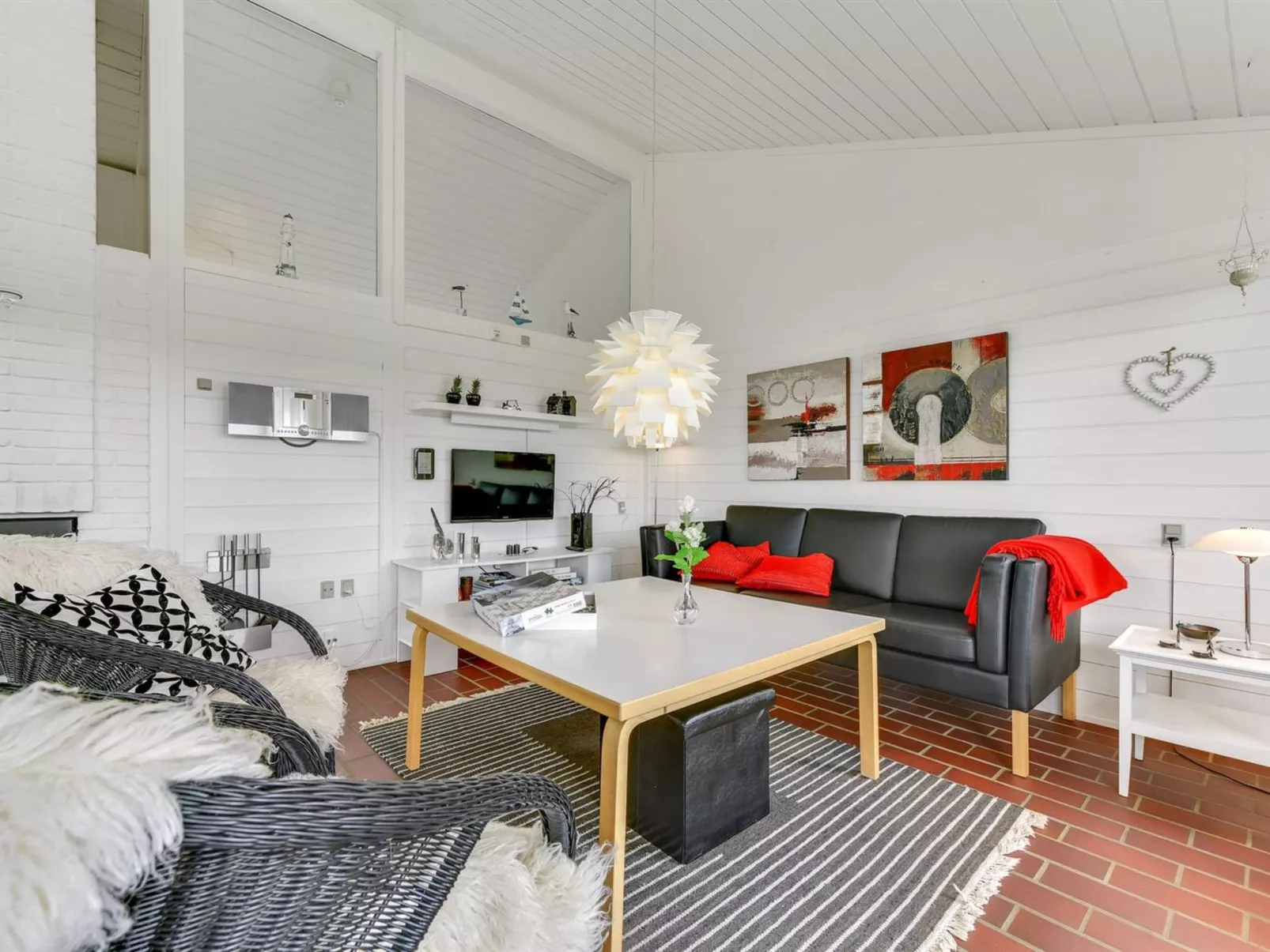 "Ditte" - 300m from the sea-Inside