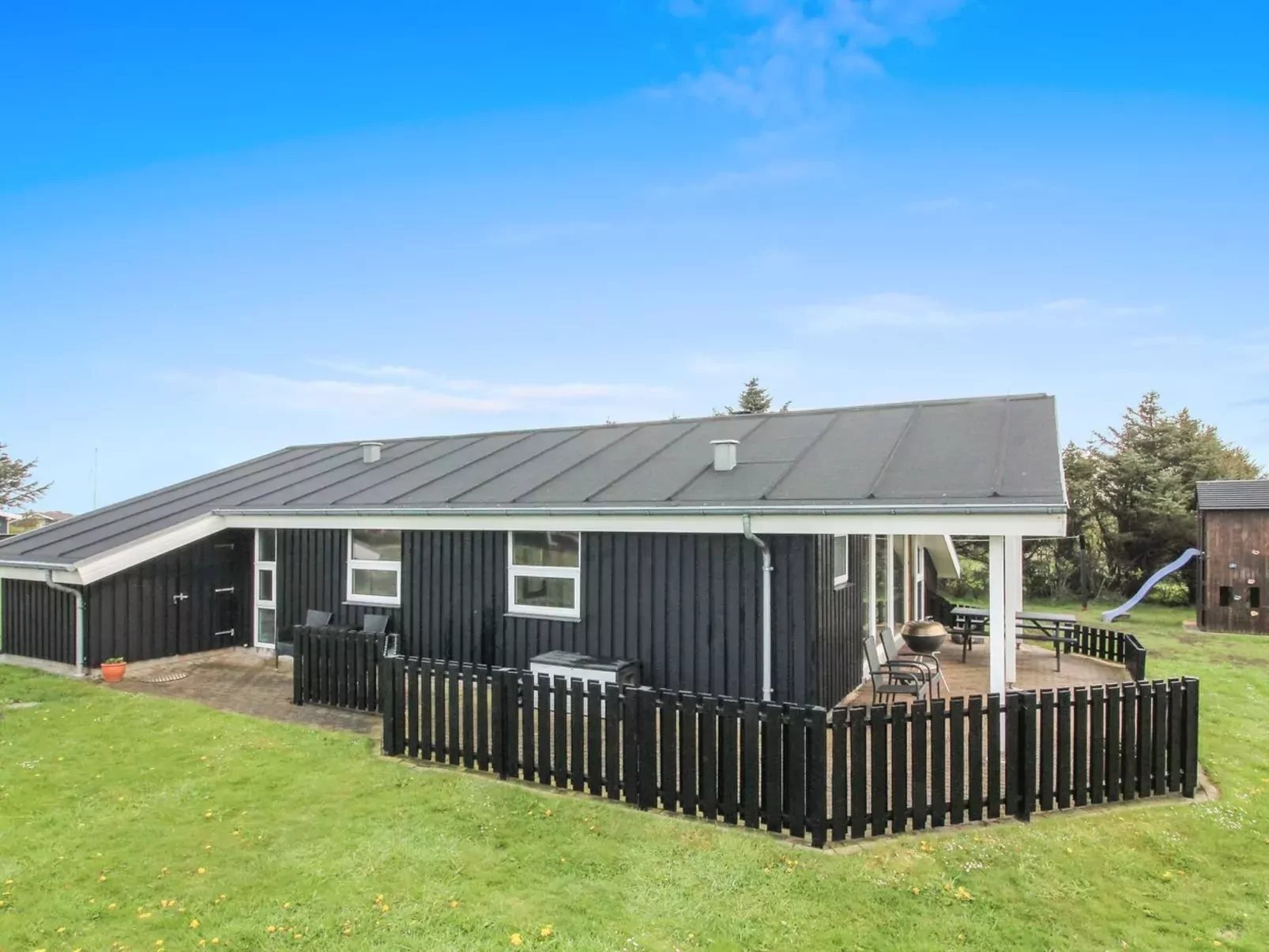 "Herbiorn" - 403m from the sea-Outside