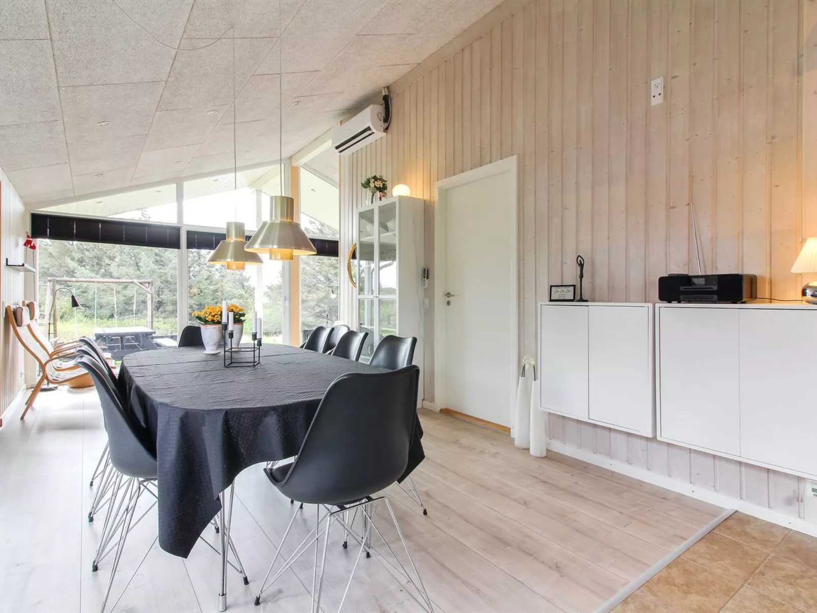 "Herbiorn" - 403m from the sea-Inside