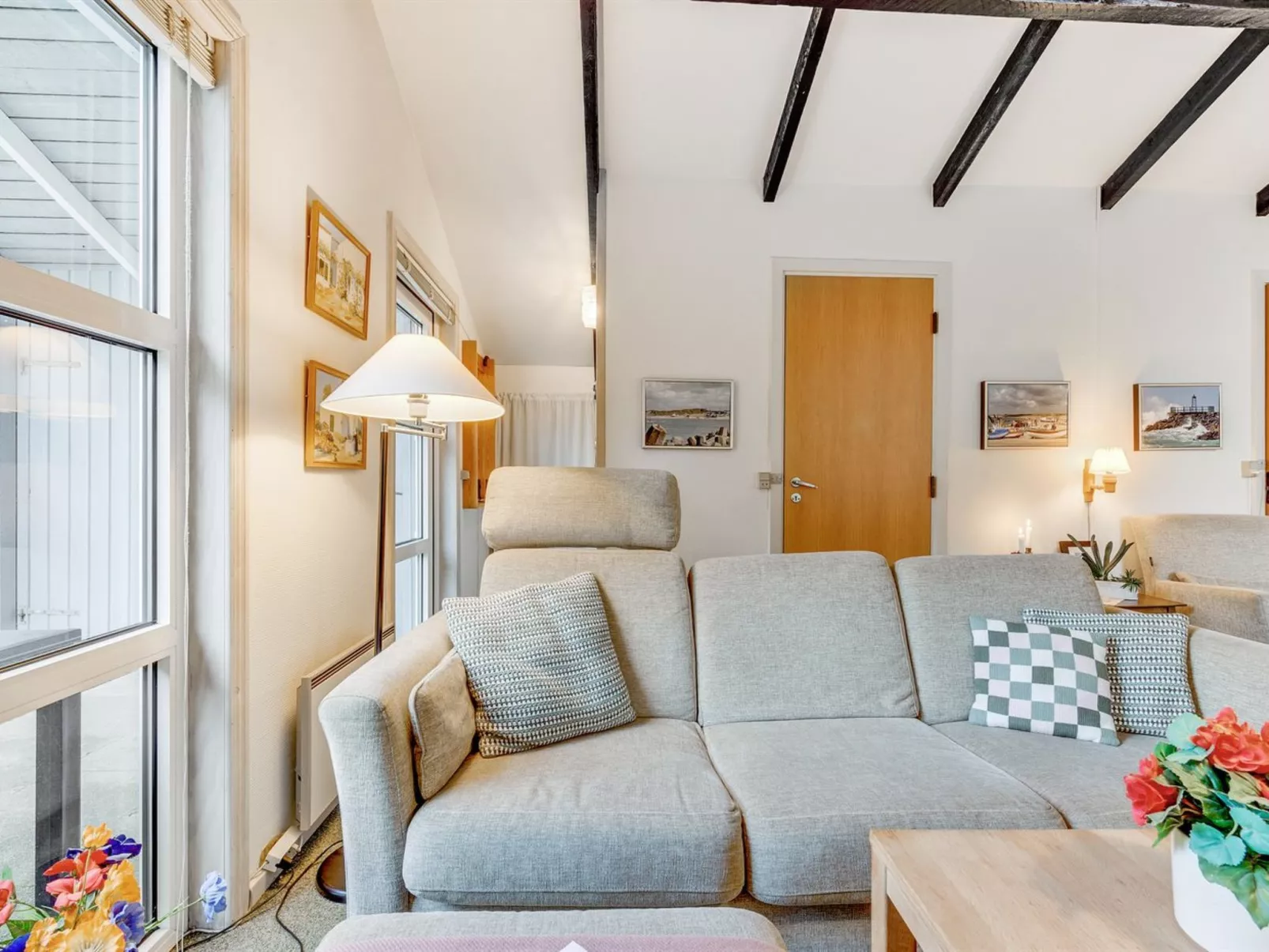 "Biriel" - 1km from the sea-Inside