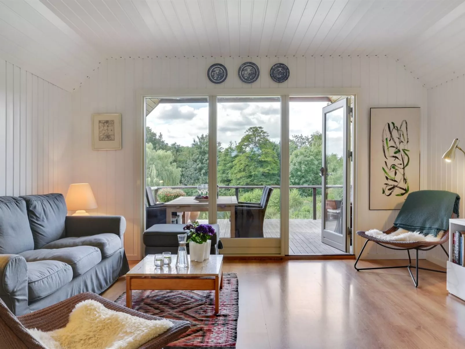 "Elvine" - 2.9km from the sea-Inside