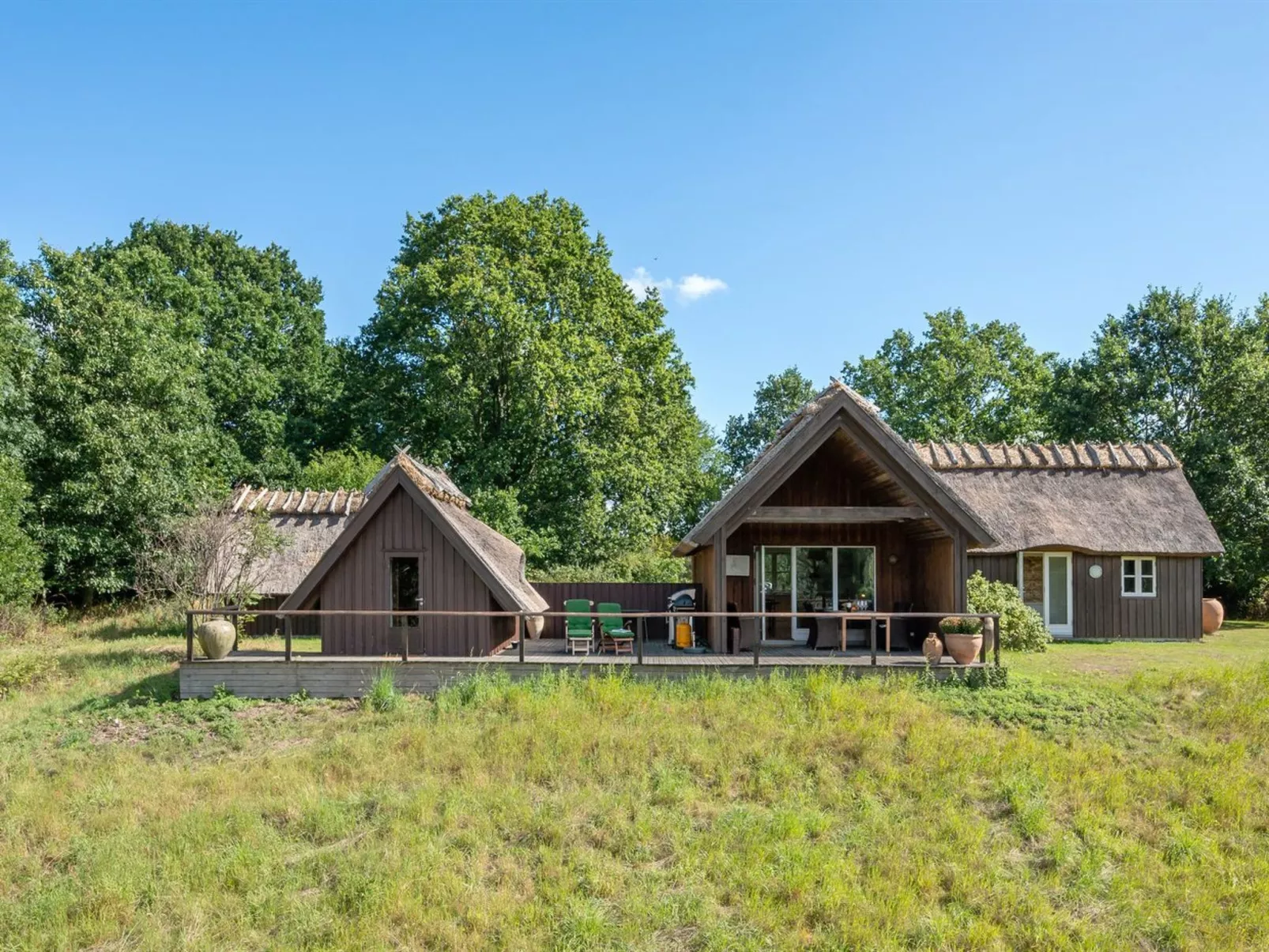 "Elvine" - 2.9km from the sea-Outside