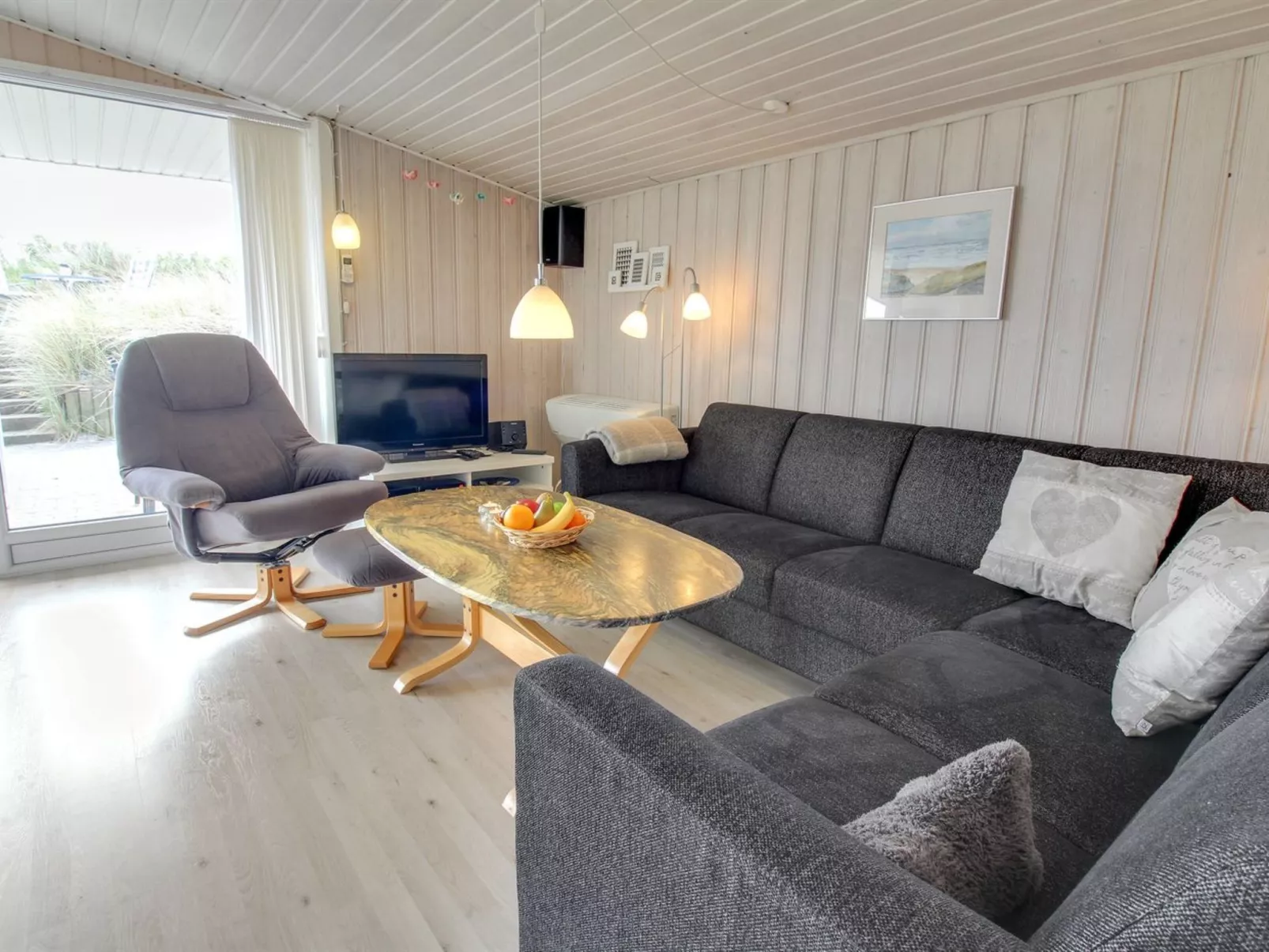 "Laurens" -  from the sea-Drinnen