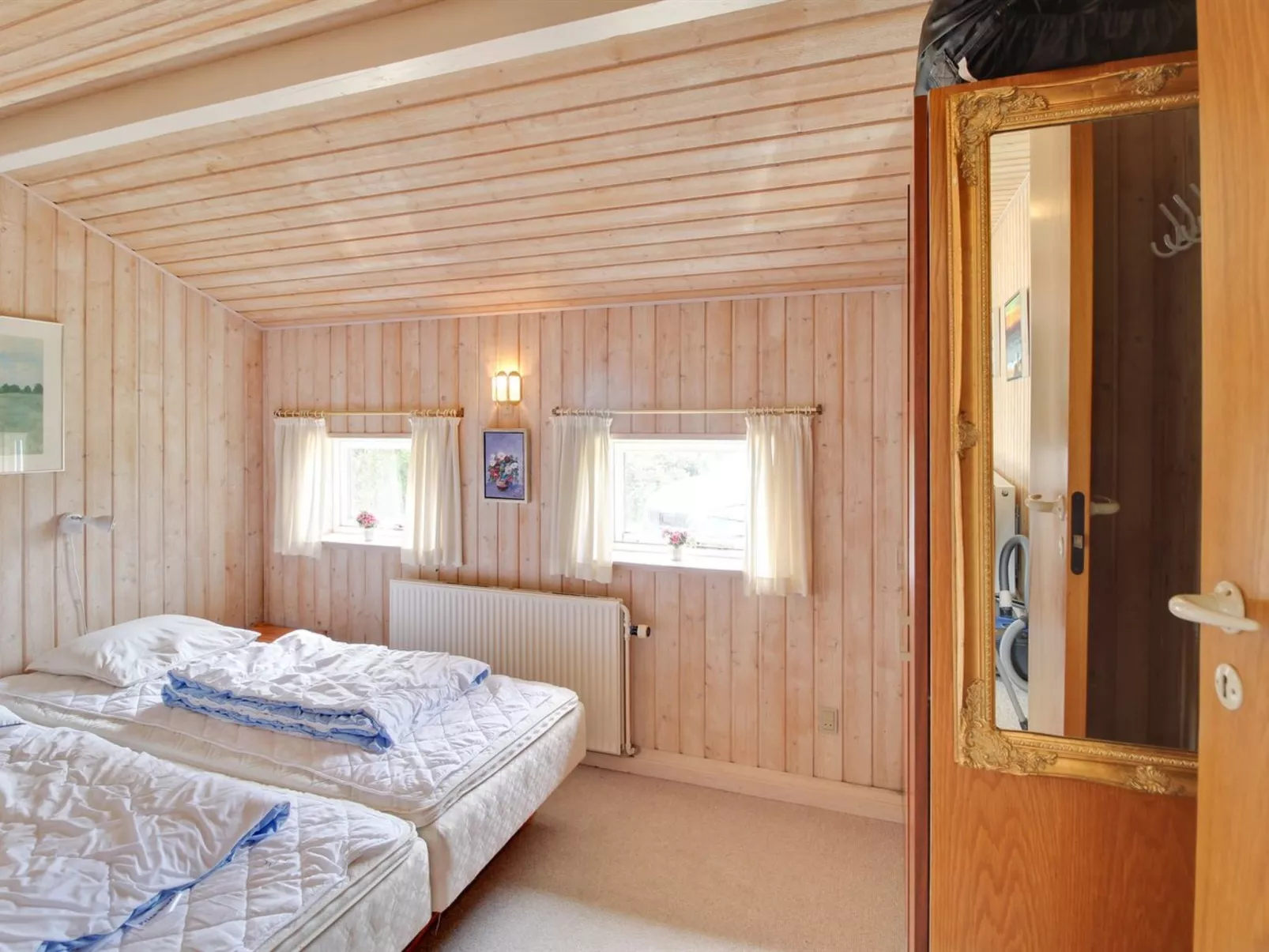 "Ingo" - 950m from the sea-Drinnen