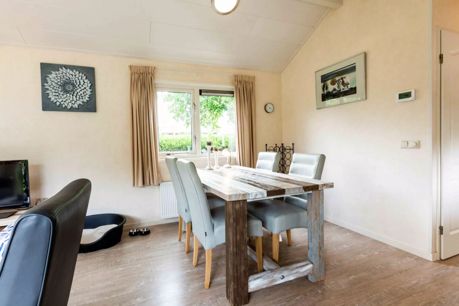 Noordwijkse Duinen 13-Dining room