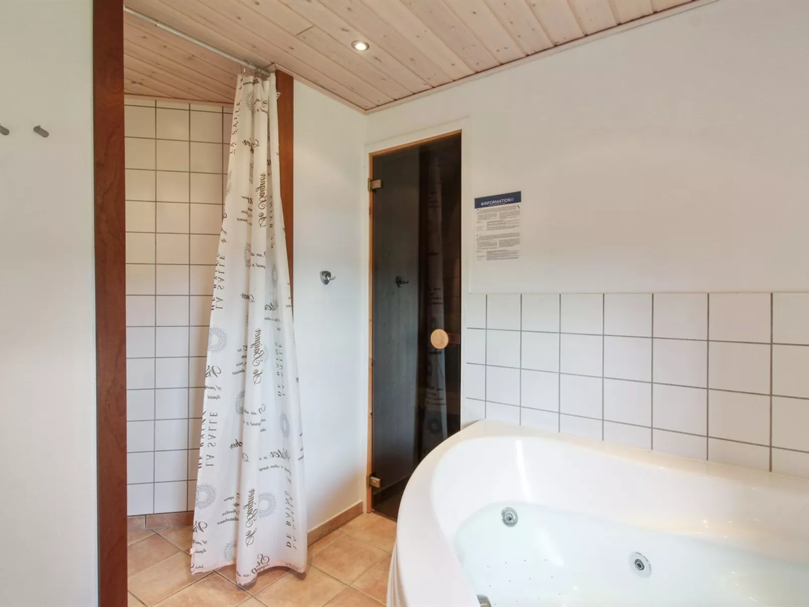 "Alia" - 250m from the sea-Inside