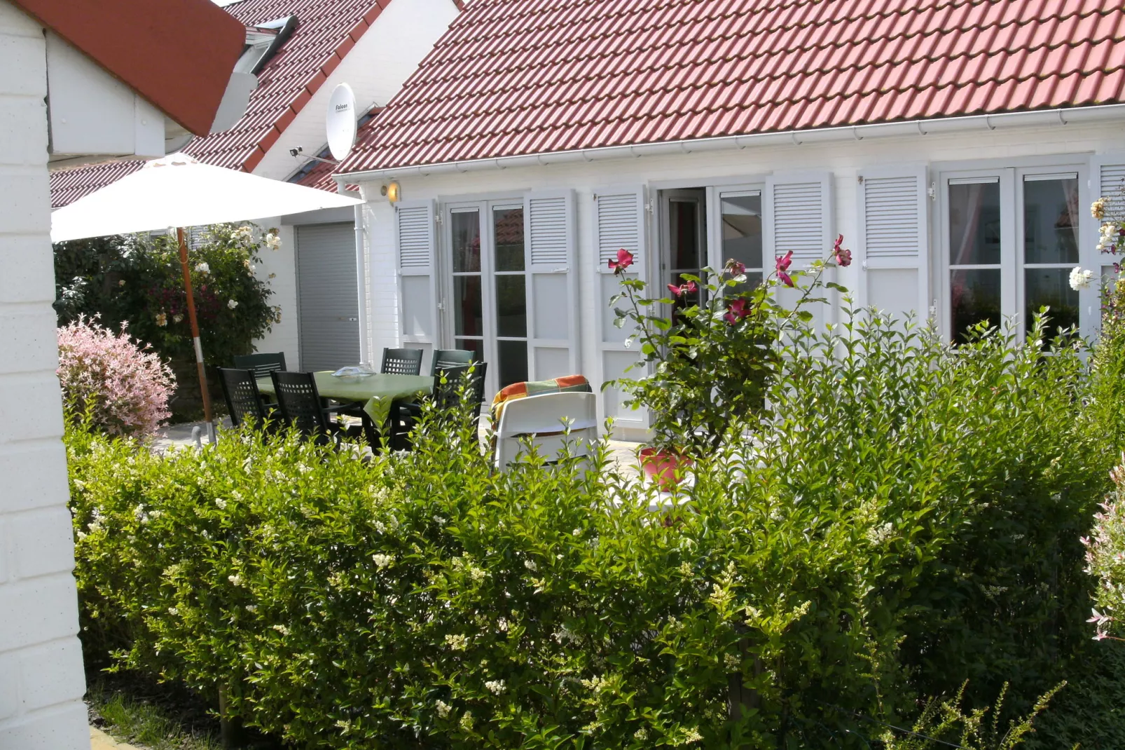 Sea Side 45-Exterior summer
