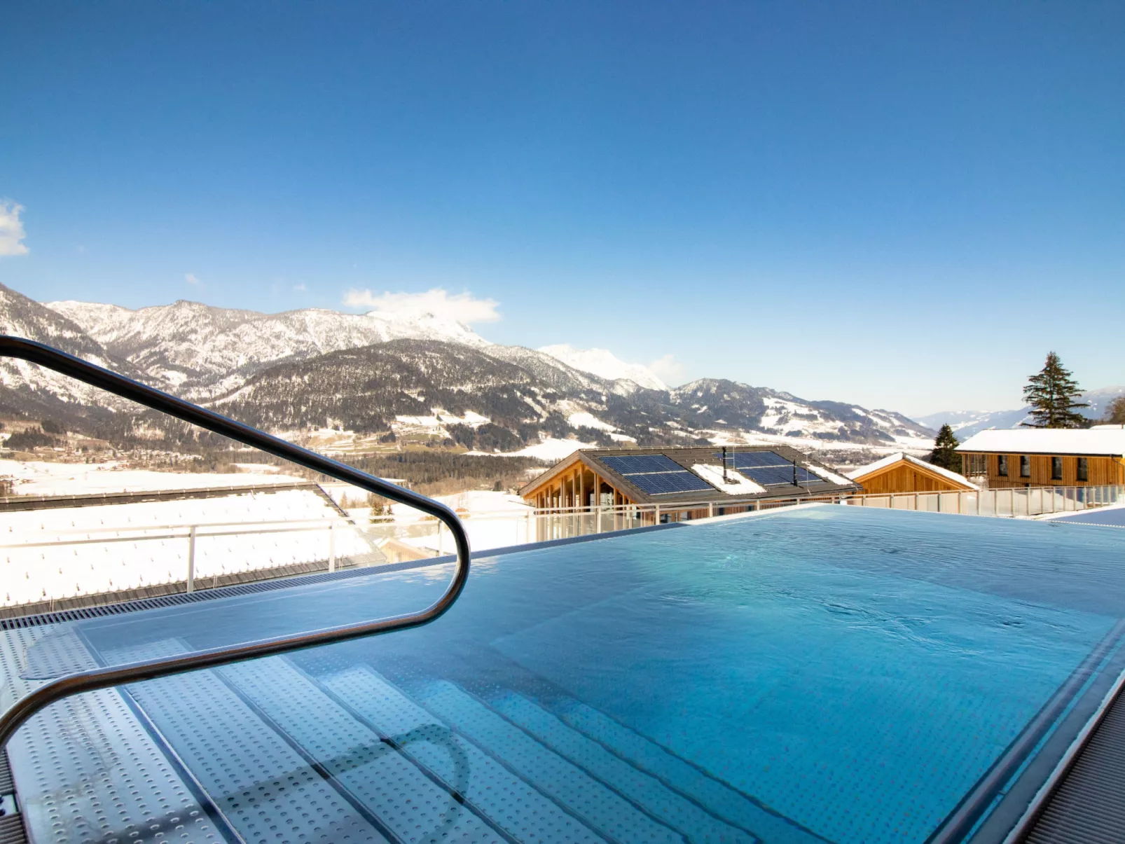 Premium mit 4 Schlafzimmern,Sauna&Pool-Draußen