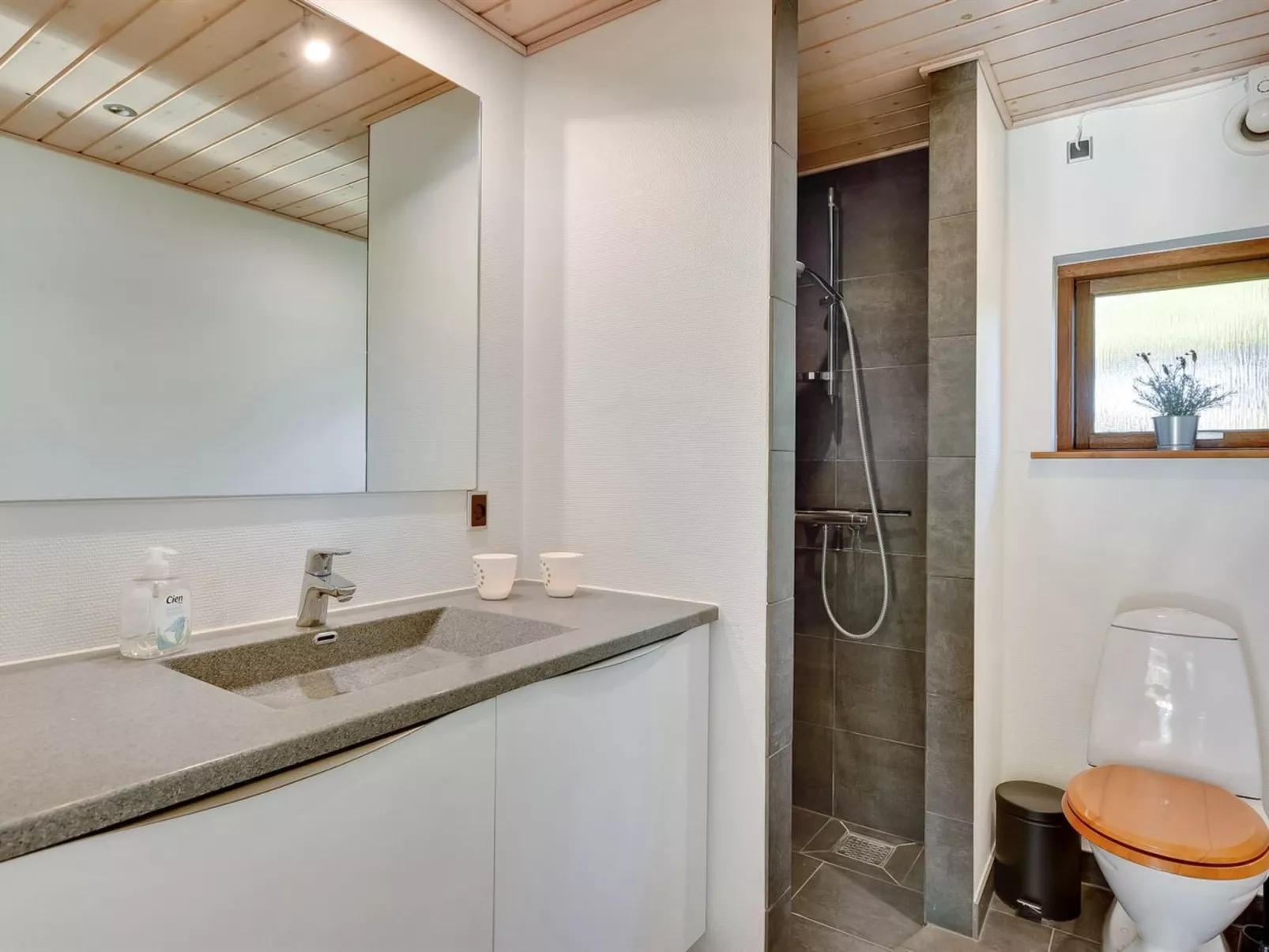 "Sila" - 800m from the sea-Inside