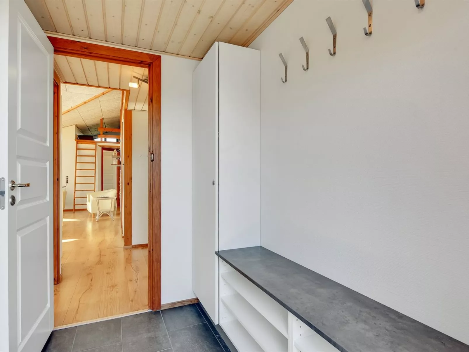 "Sila" - 800m from the sea-Inside