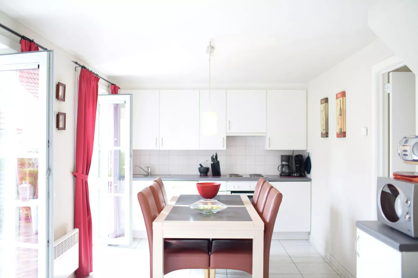Sea Side 45-Kitchen