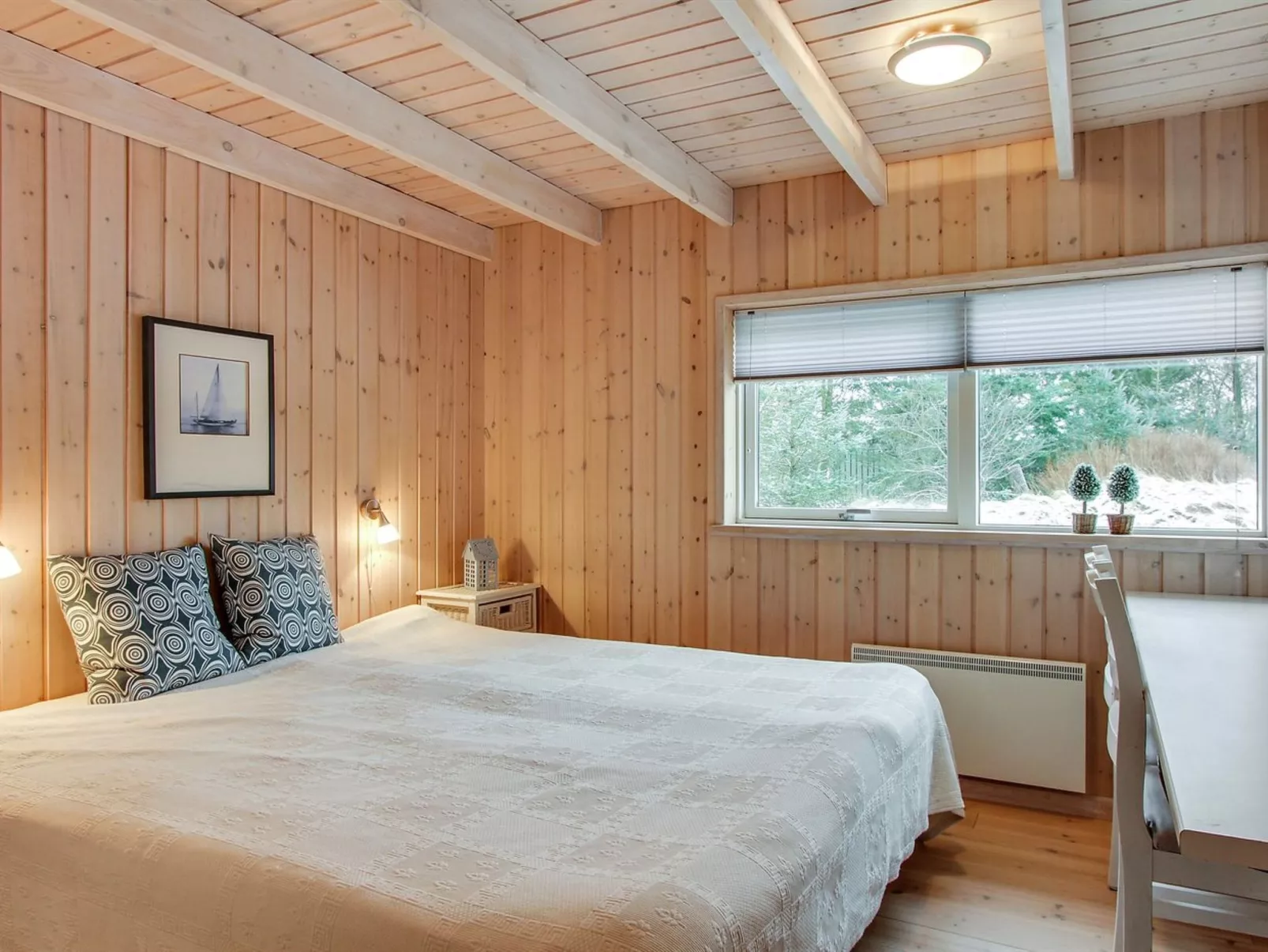"Edger" - 2.3km from the sea-Inside