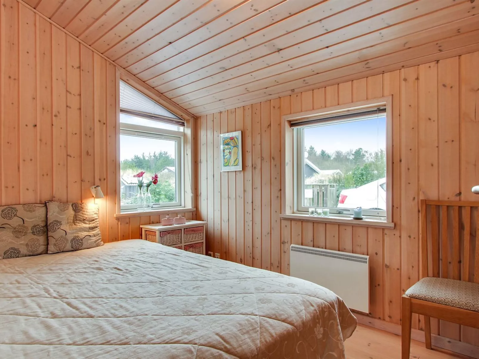 "Edger" - 2.3km from the sea-Inside