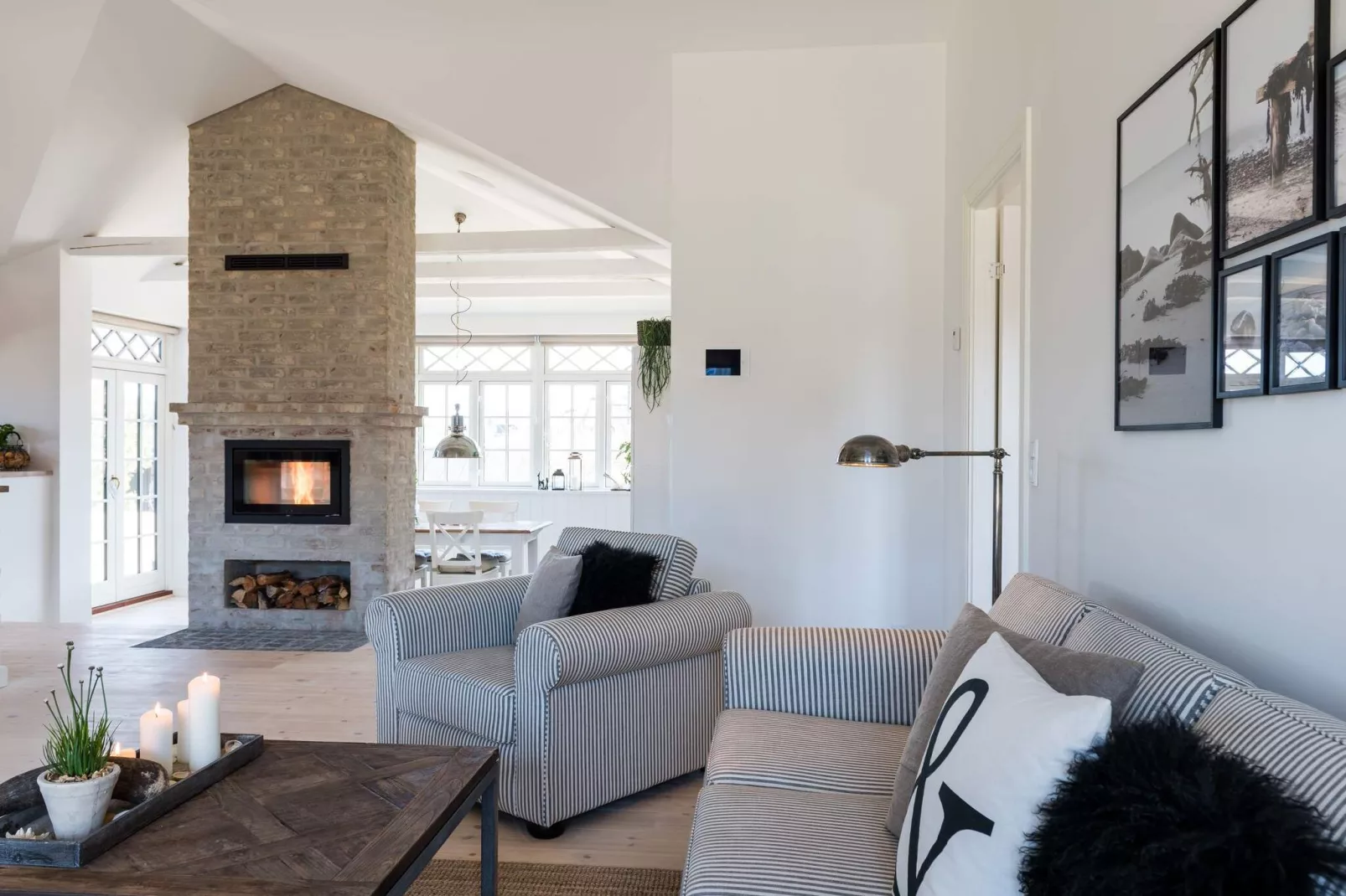 4 person holiday home in Henne-Indoor