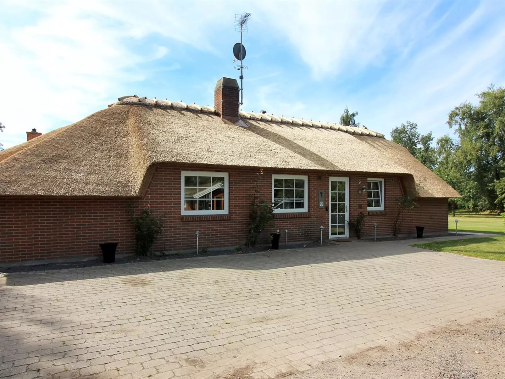 "Erra" - 250m from the sea-Outside