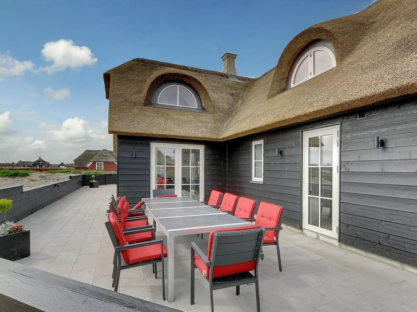 "Dorte" - 200m from the sea-Draußen