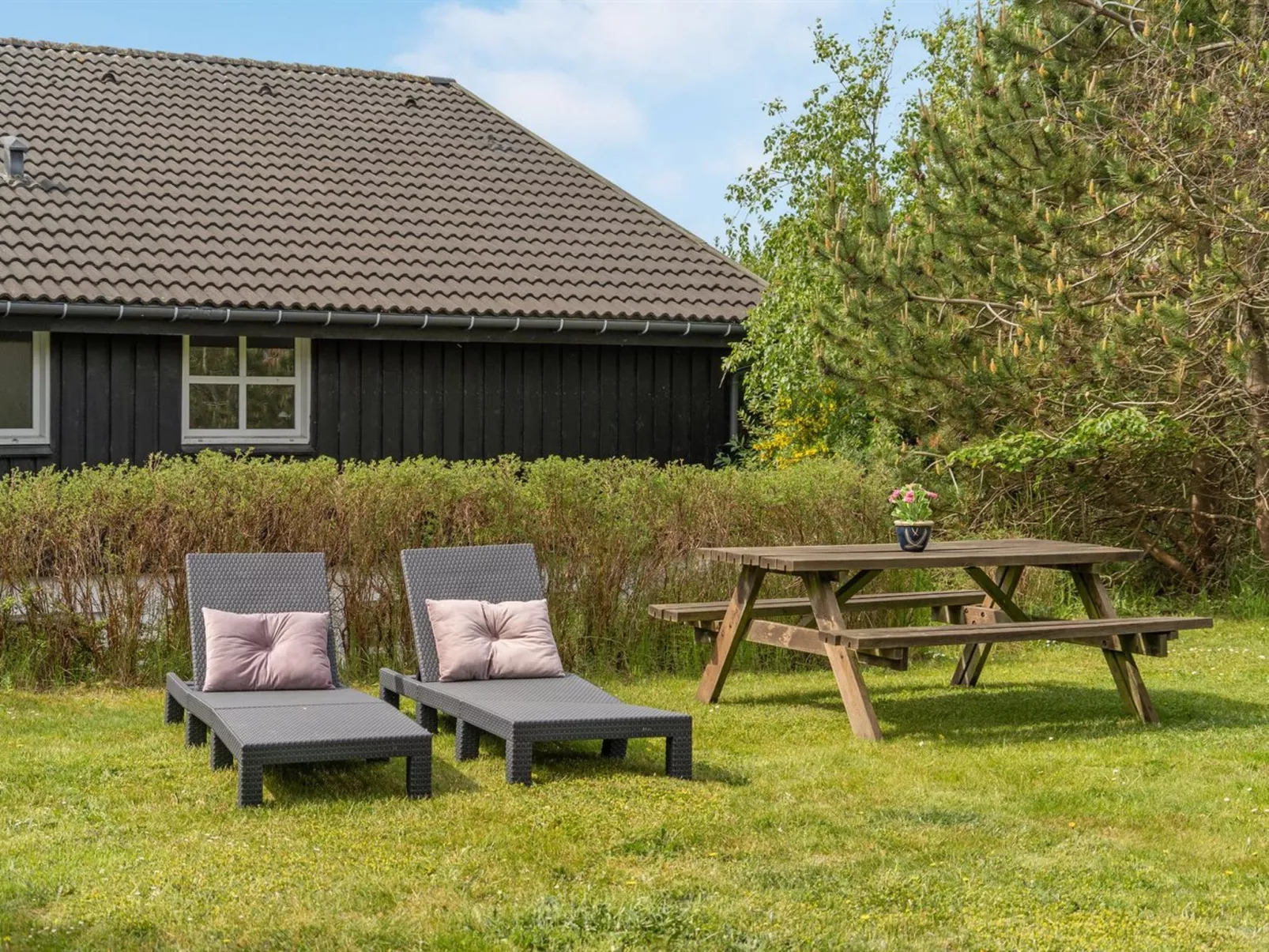 "Pelle" - 800m from the sea-Outside