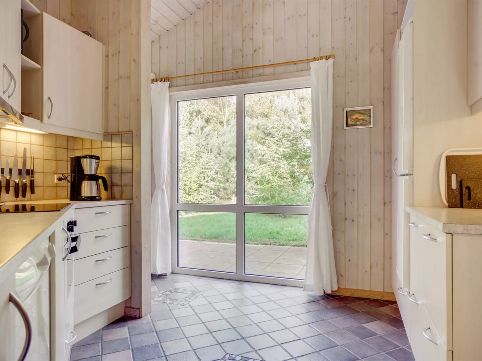 "Thomasine" - 1.5km from the sea-Drinnen
