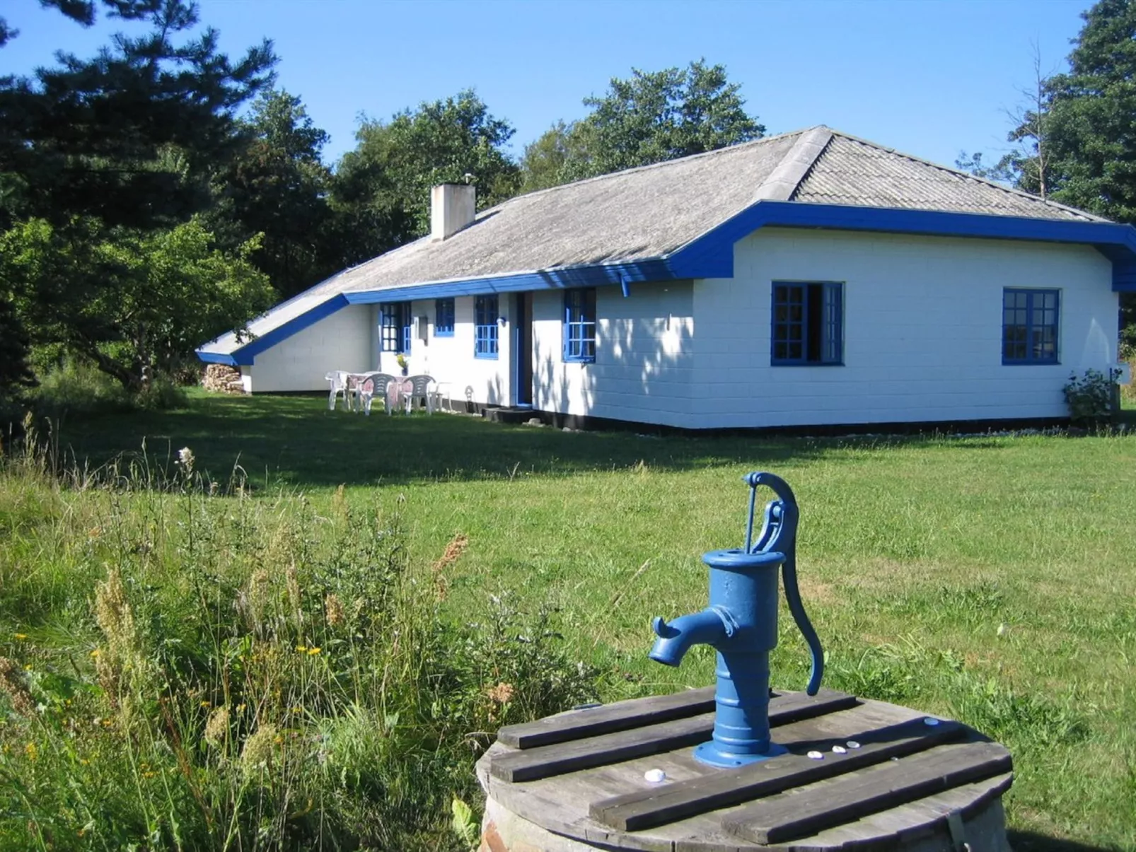 "Ema" - 5km from the sea-Outside