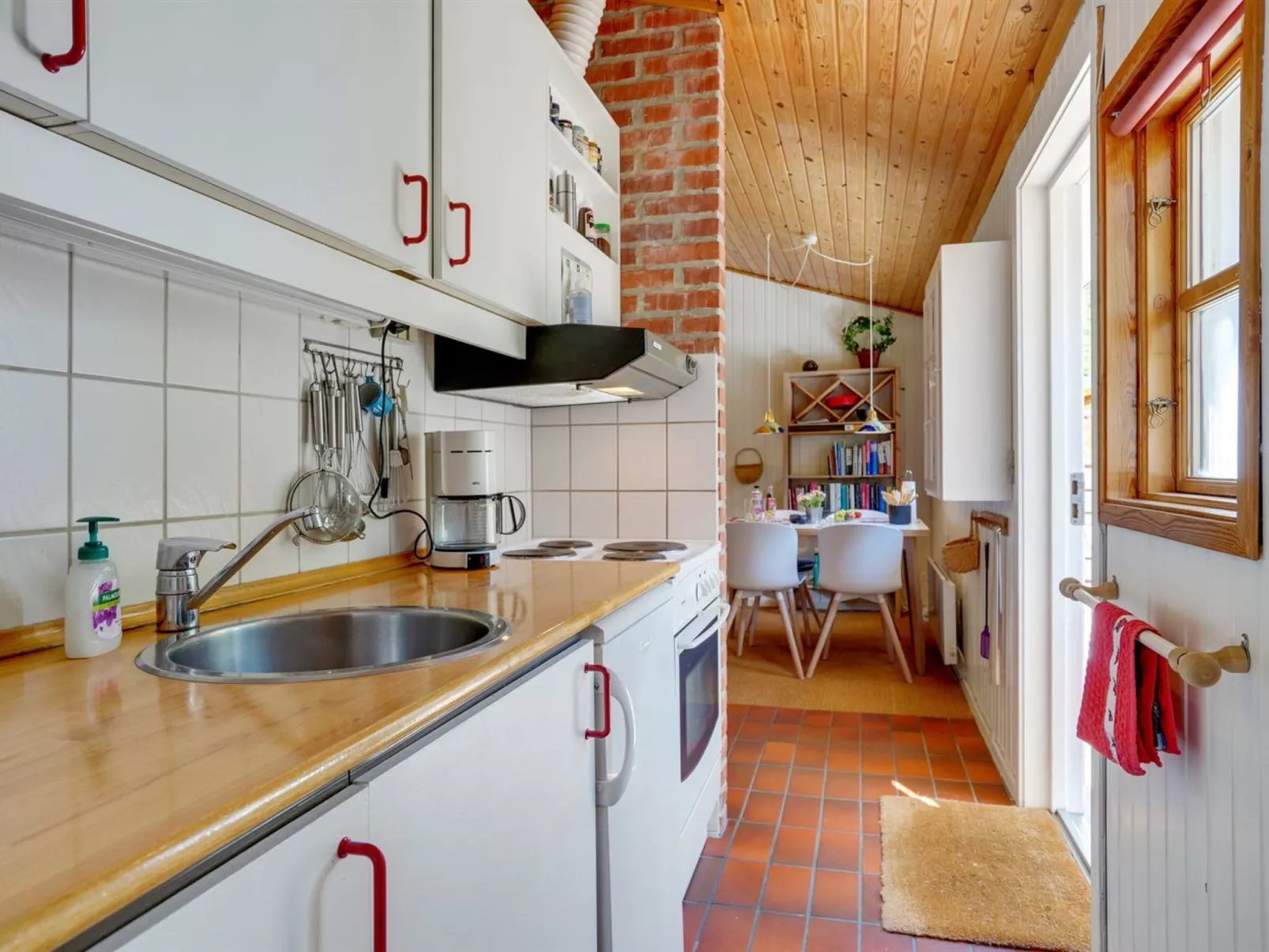 "Mirla" - 300m from the sea-Drinnen