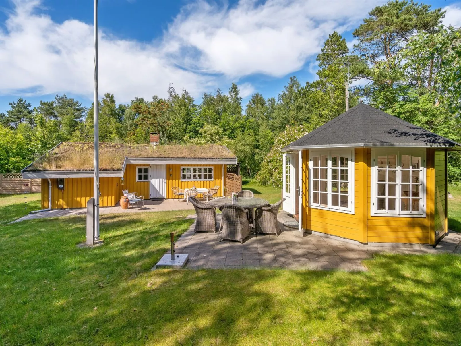 "Mirla" - 300m from the sea-Draußen