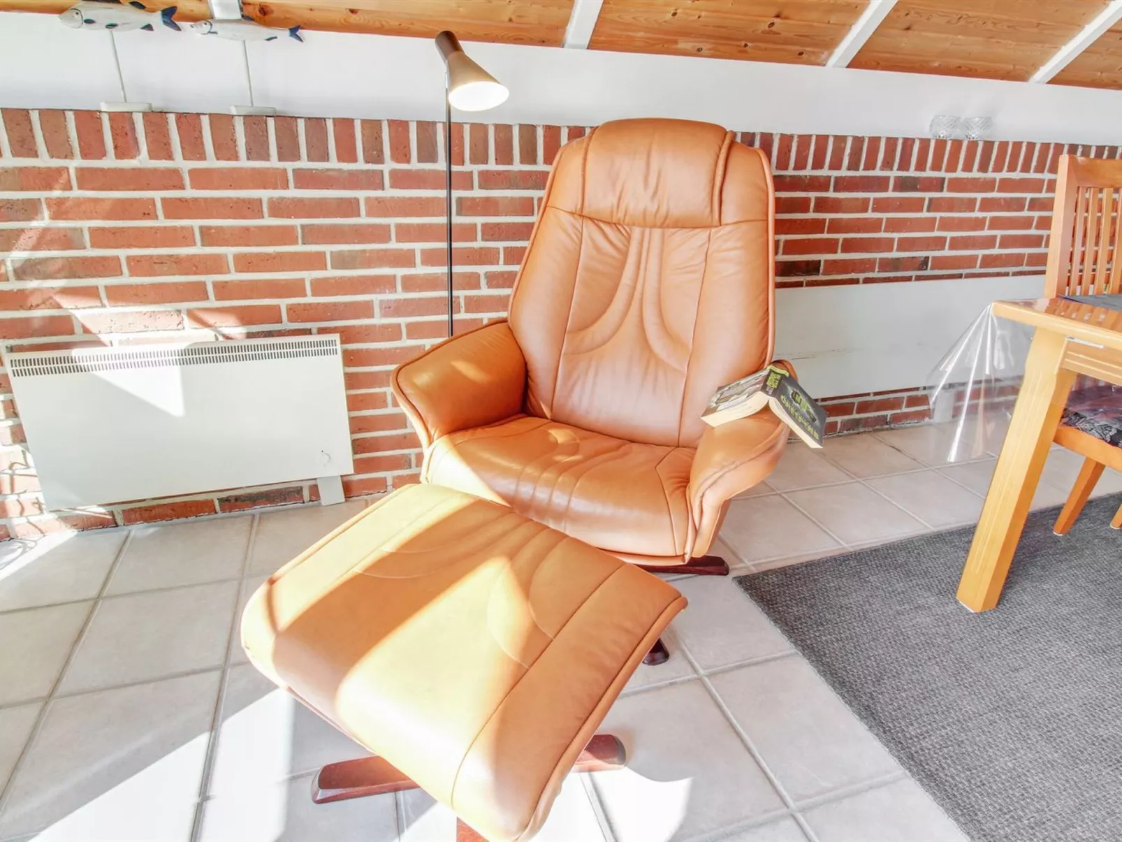 "Edvard" - 400m from the sea-Inside