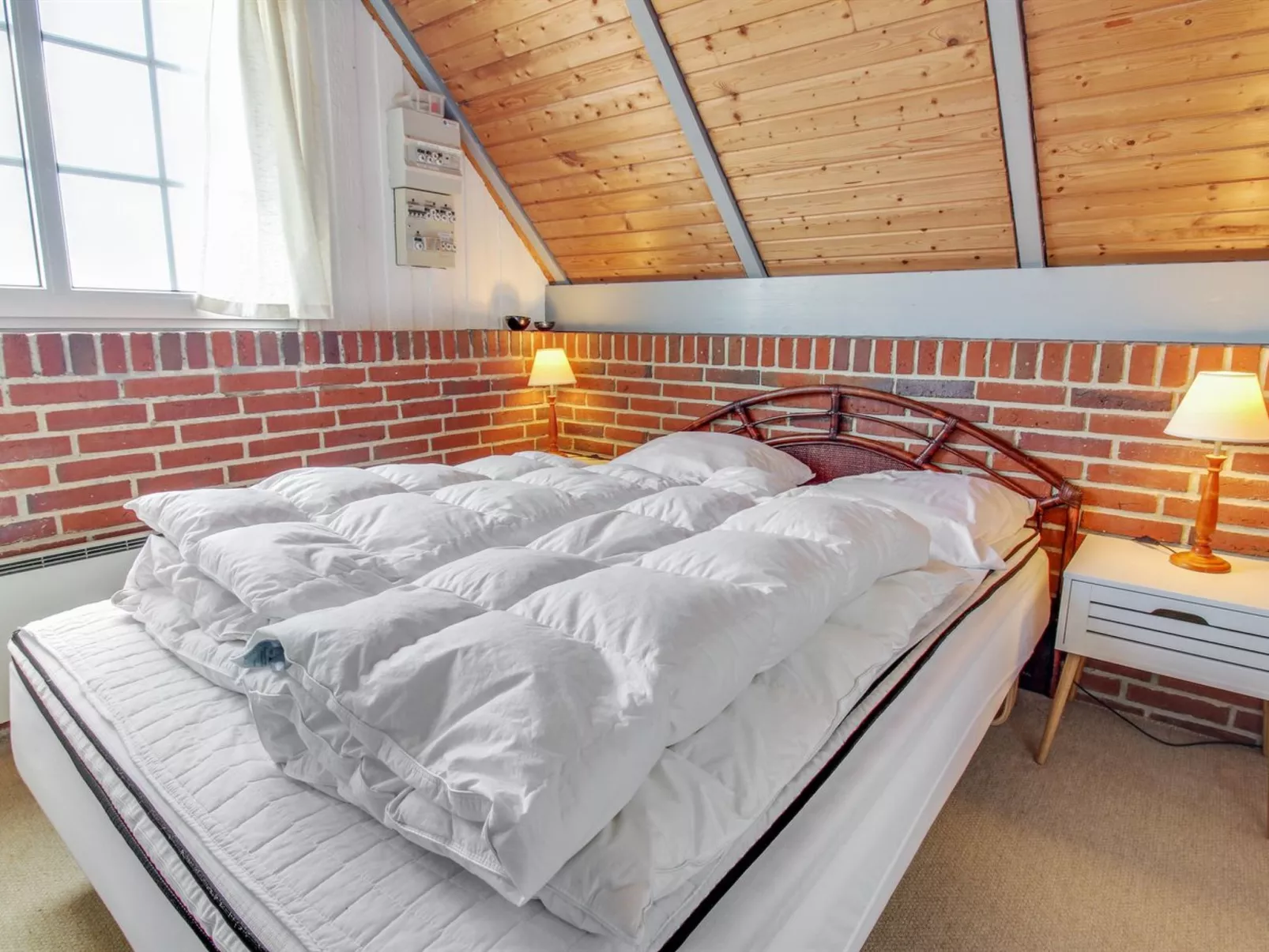 "Edvard" - 400m from the sea-Inside
