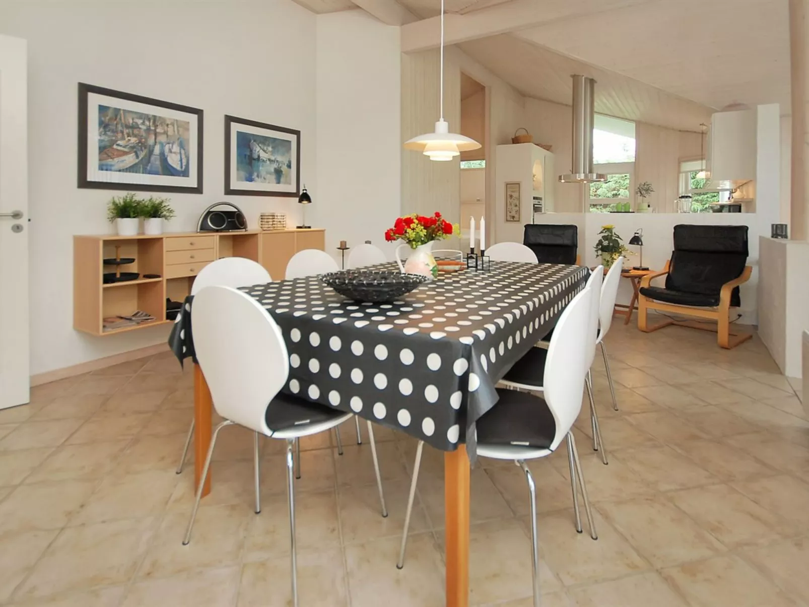 "Hildburg" - 1.5km from the sea-Inside