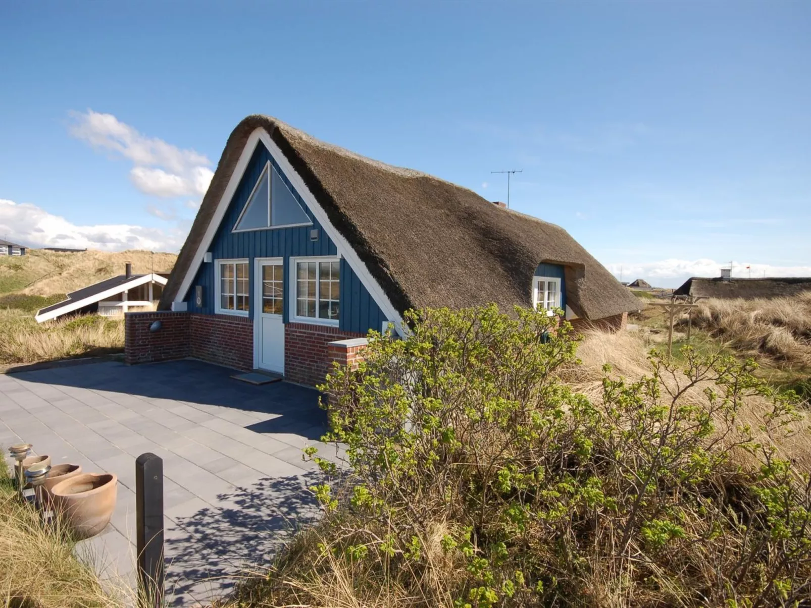 "Edvard" - 400m from the sea-Outside