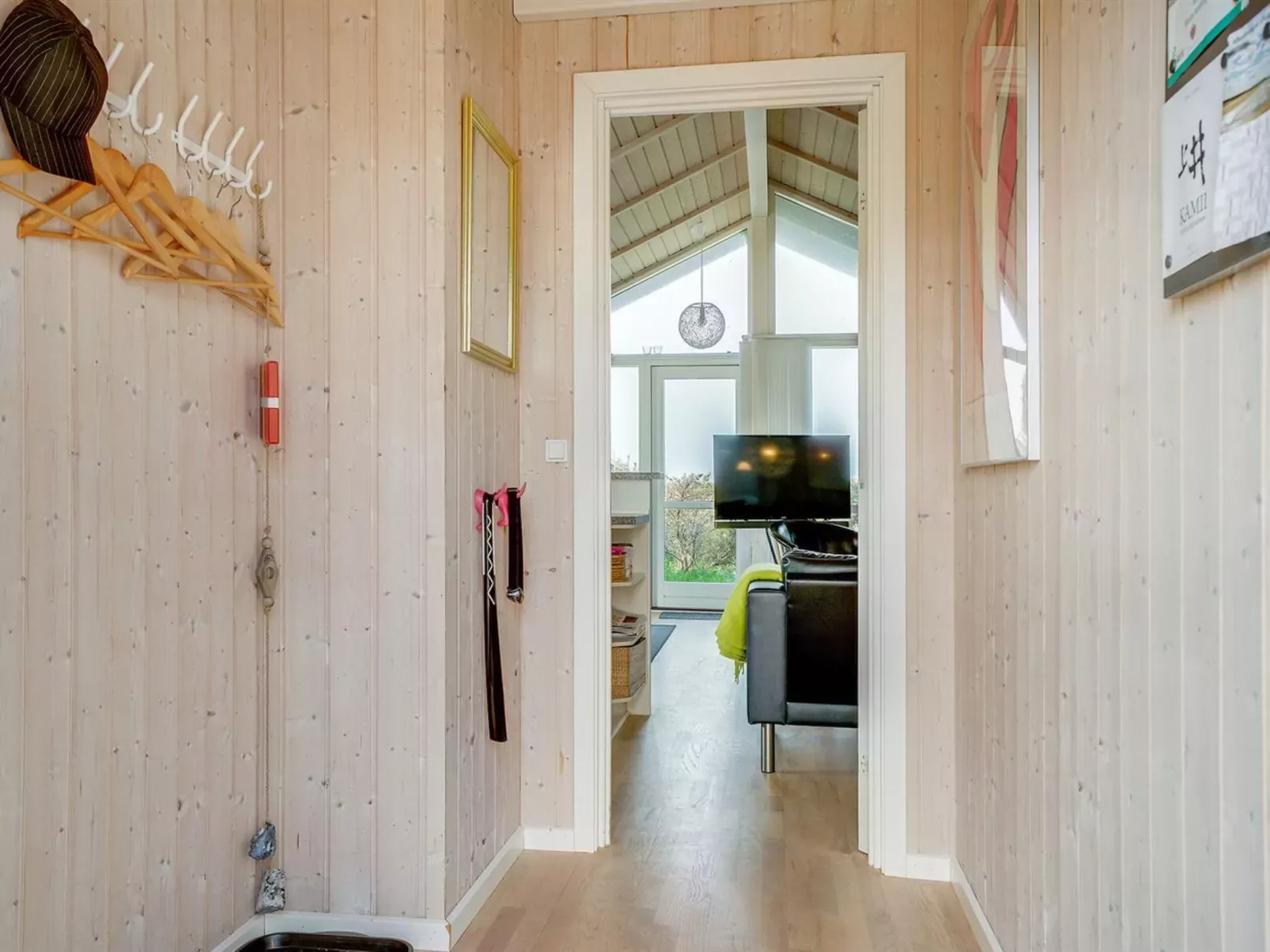 "Breide" - 250m from the sea-Inside
