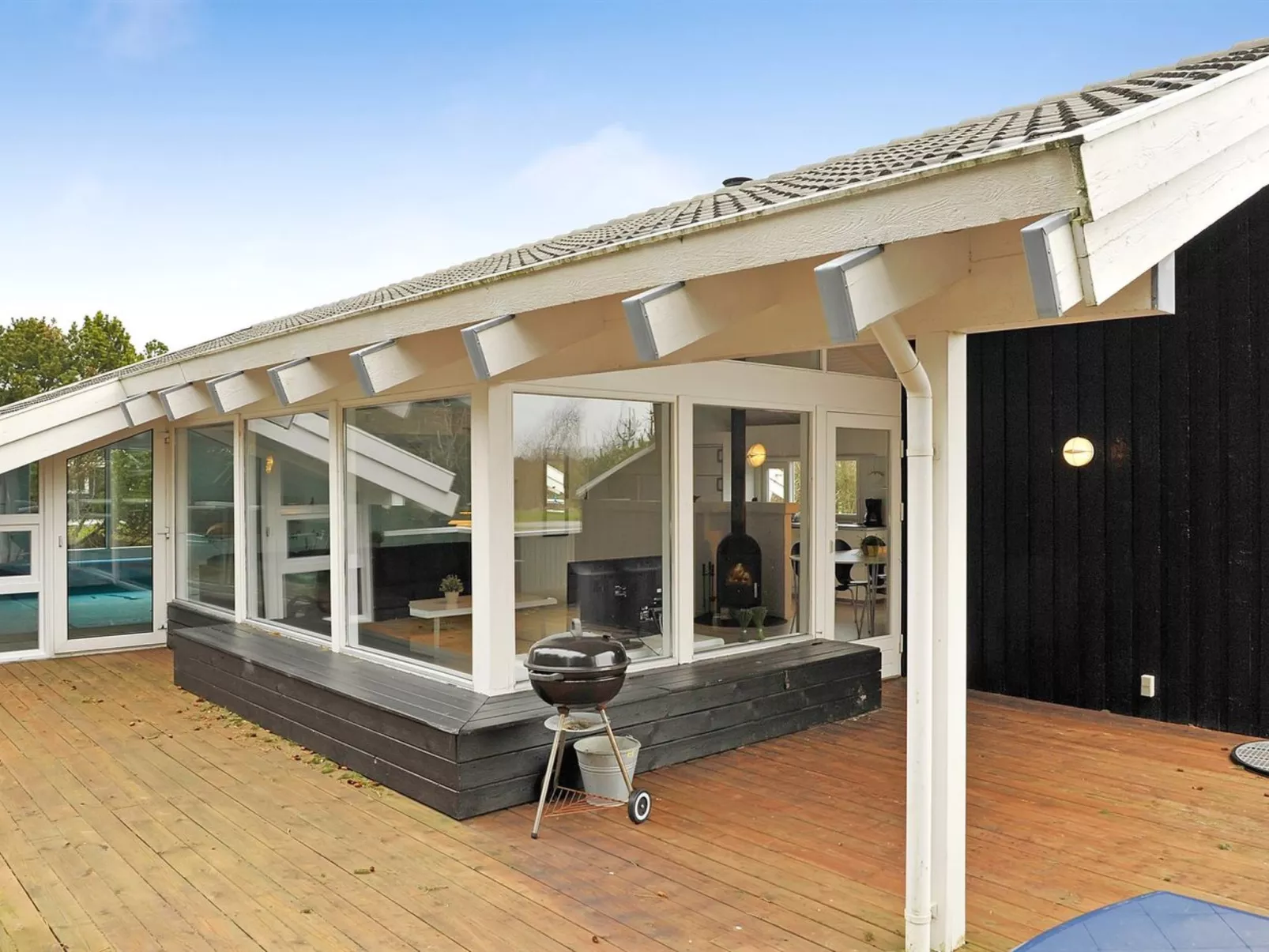 "Blondine" - 940m from the sea-Inside