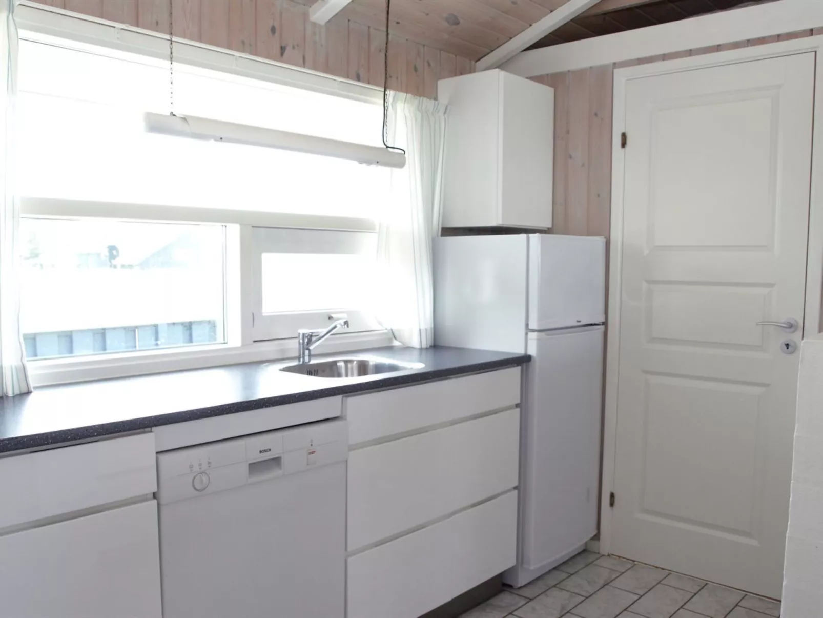 "Venja" - 200m from the sea-Inside