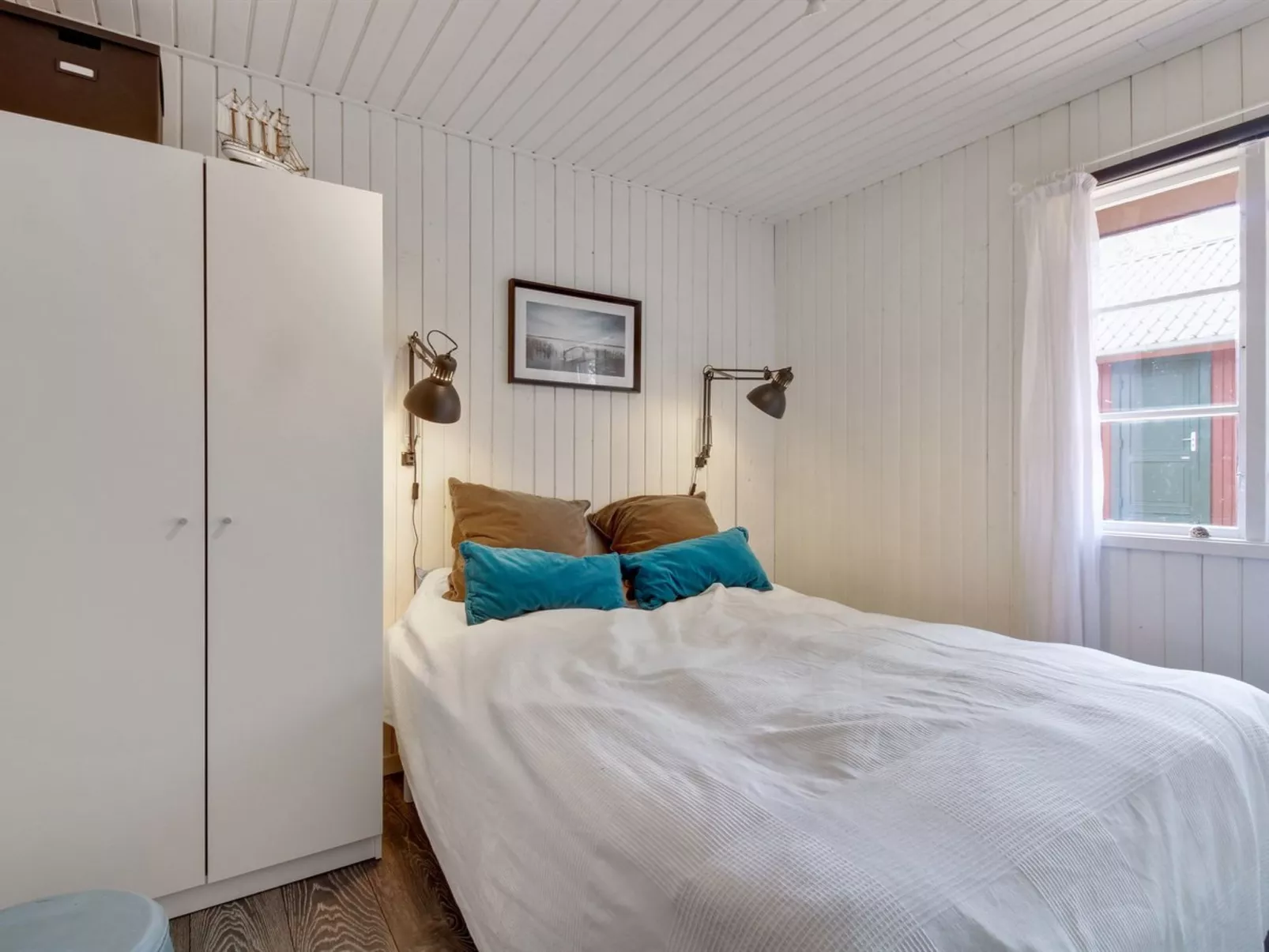 "Ronja" - 300m from the sea-Inside