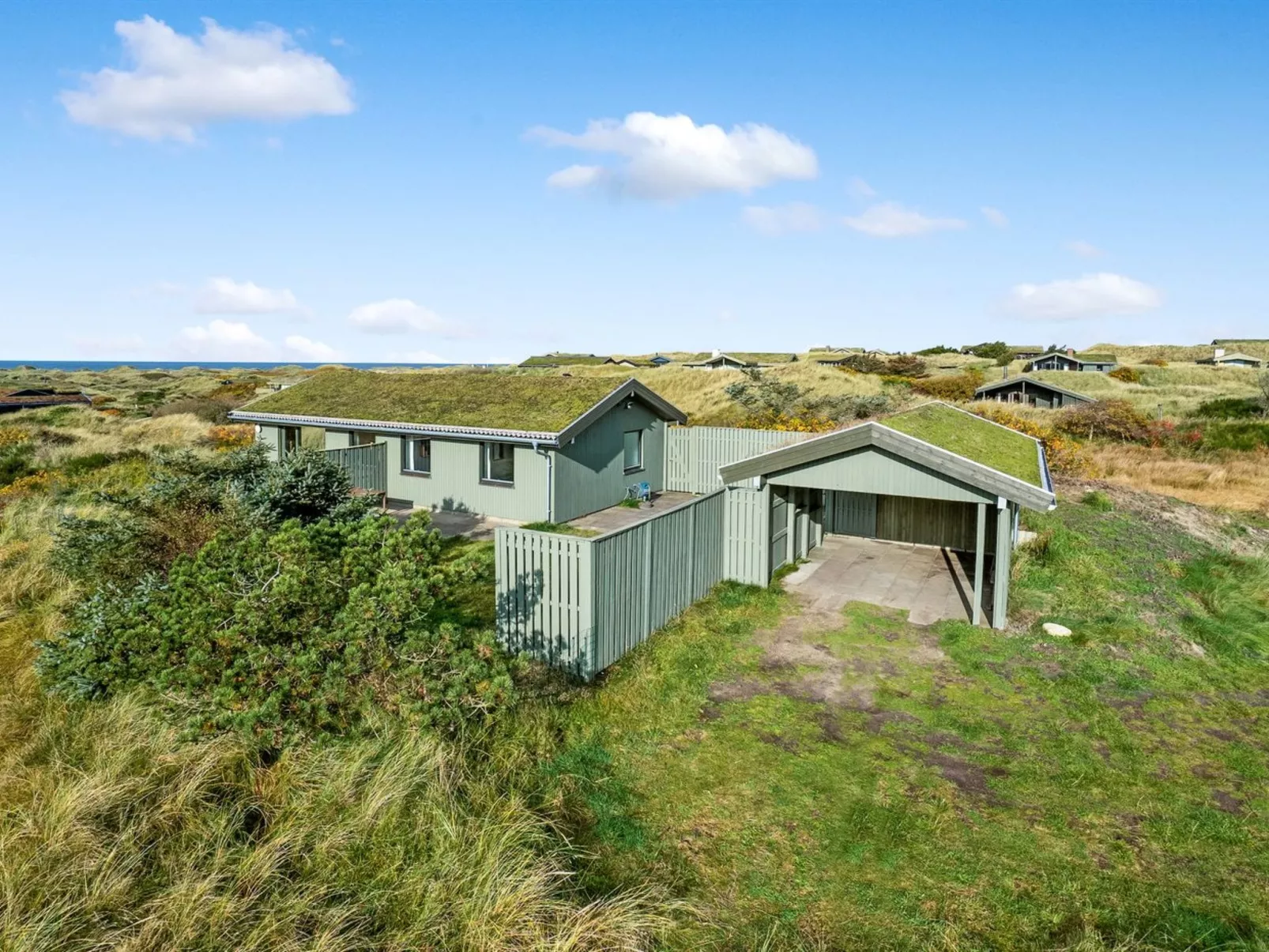 "Ehawee" - 350m from the sea-Outside