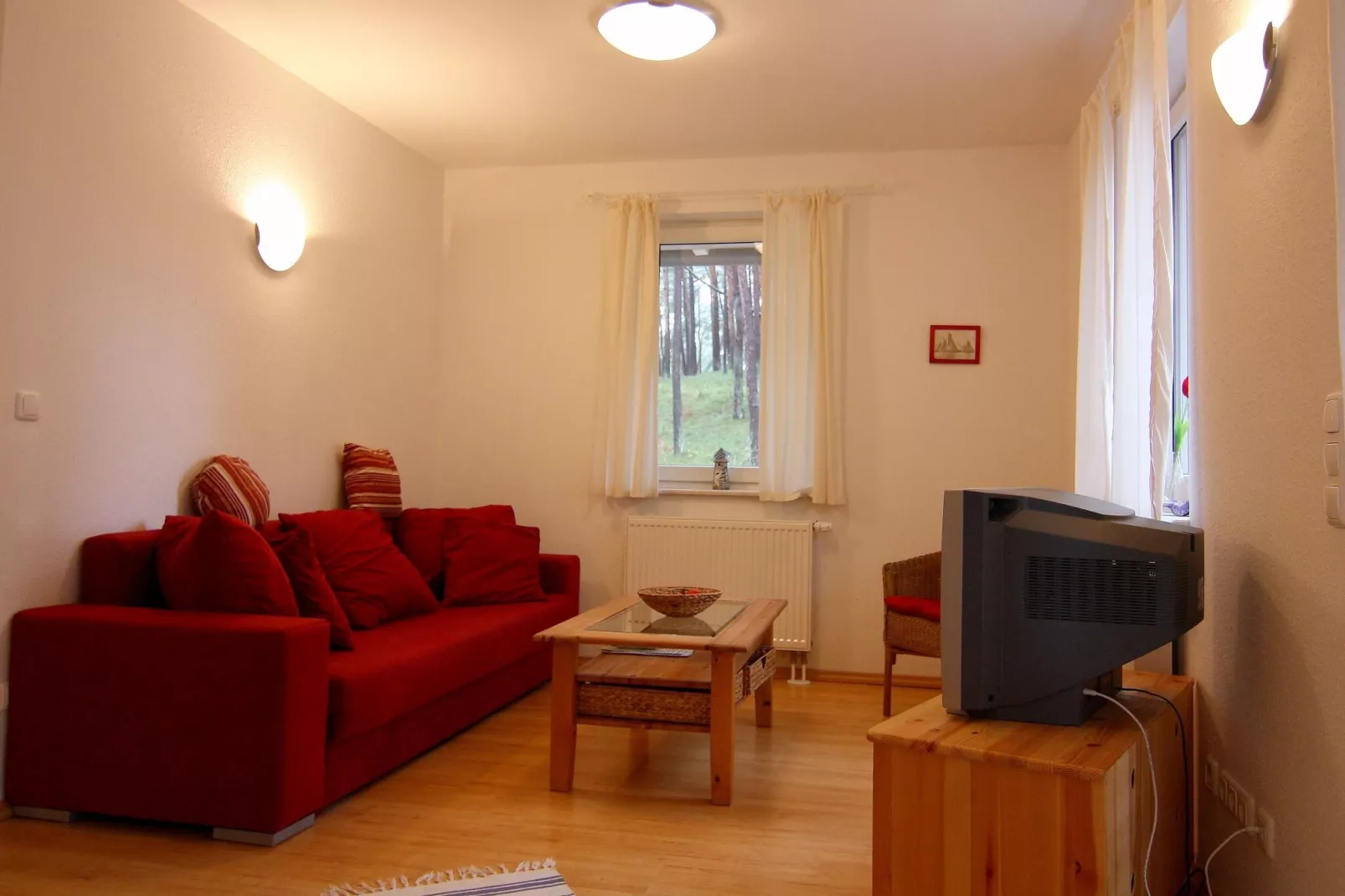 Im EG 50 qm / links-Living room