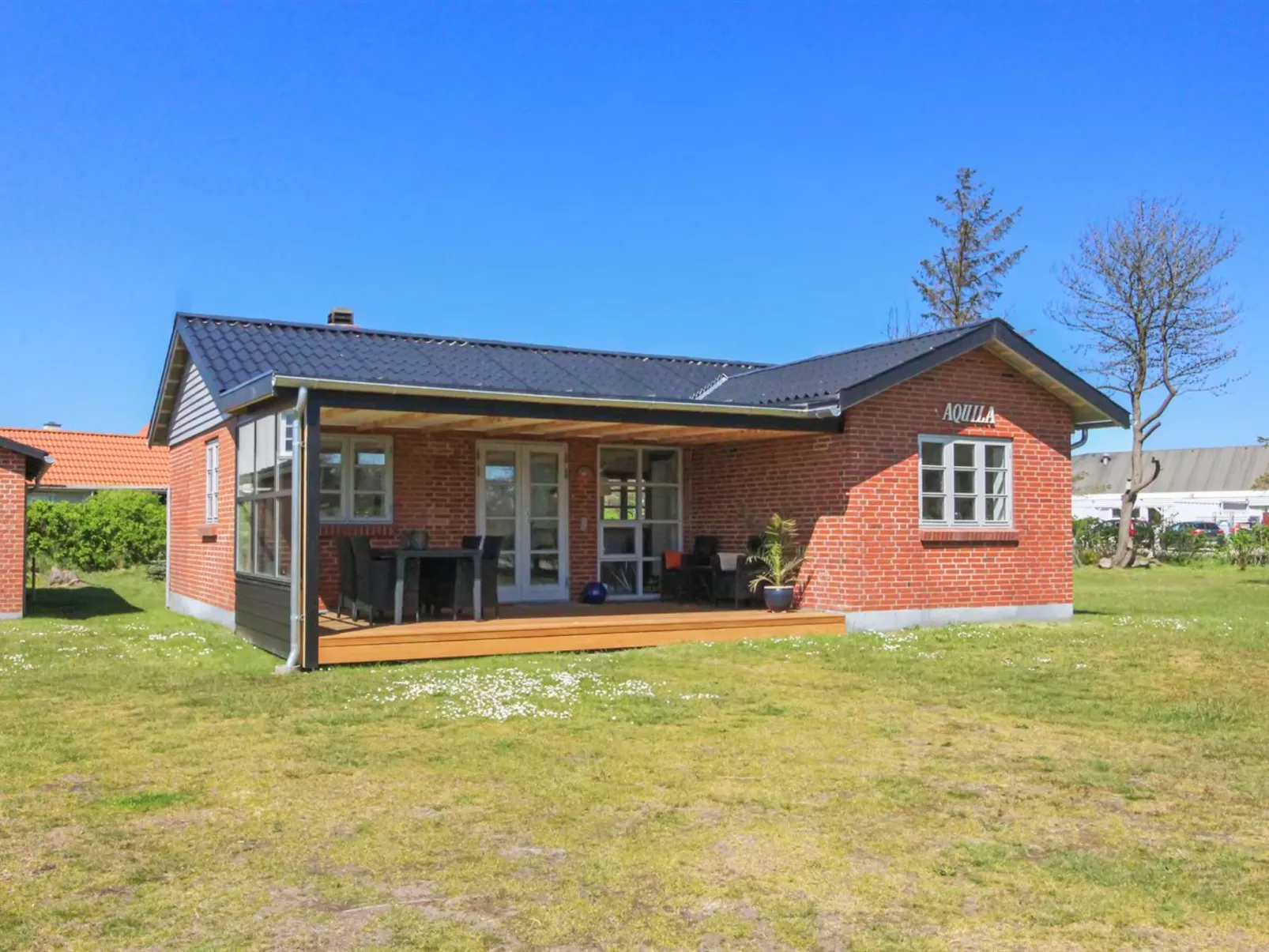 "Agni" - 800m from the sea-Draußen