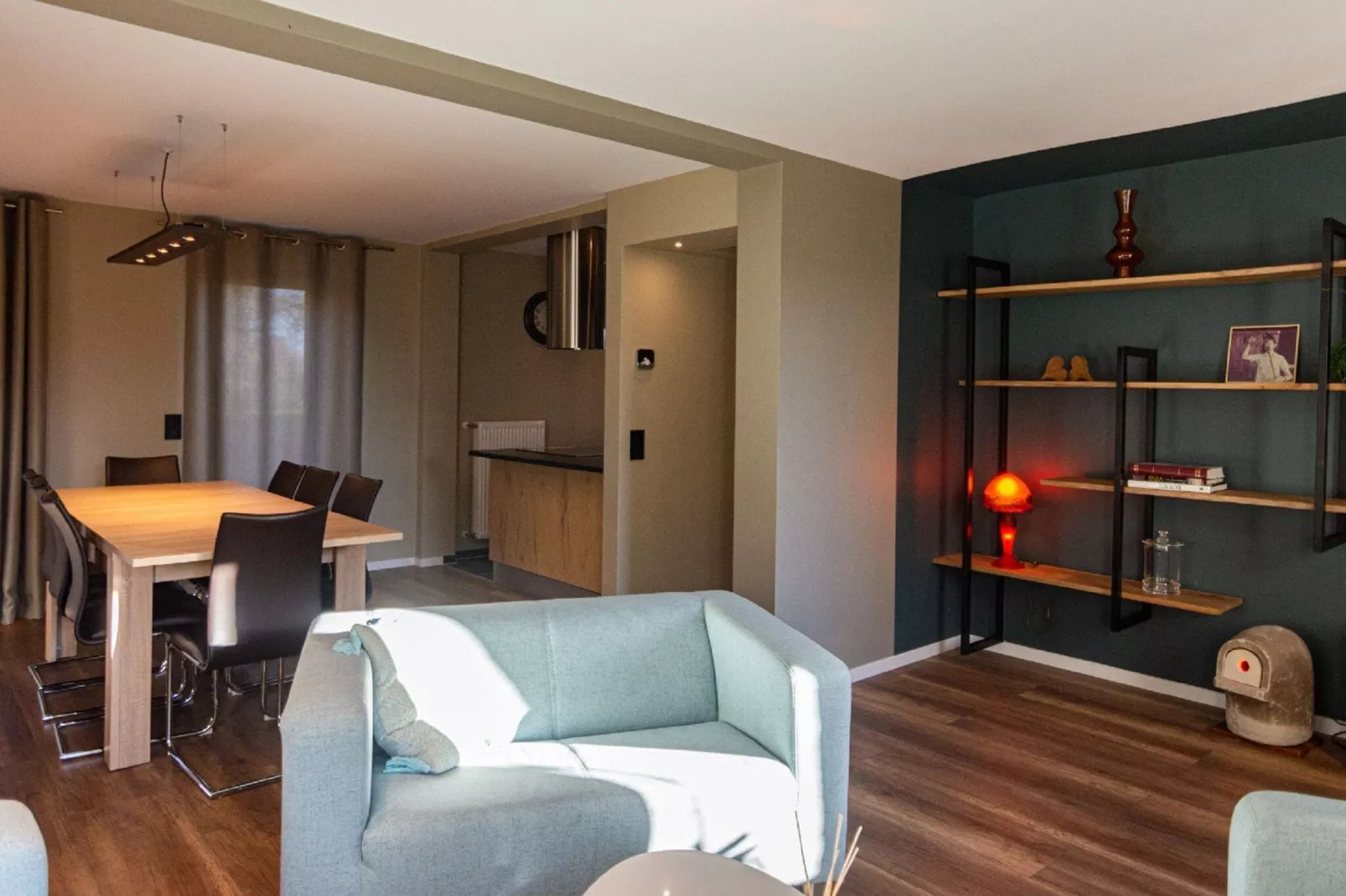 LE MILLE FIORI HOUSE-Living room