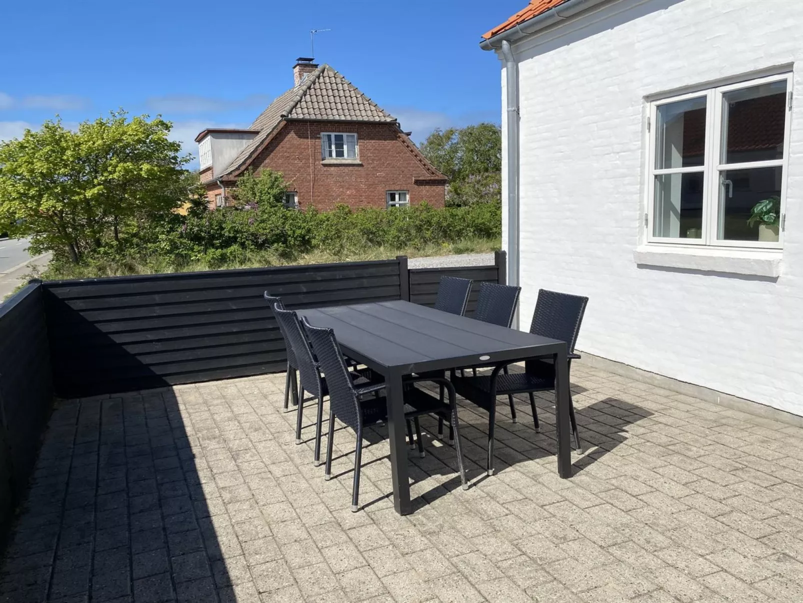 "Henke" - 500m from the sea