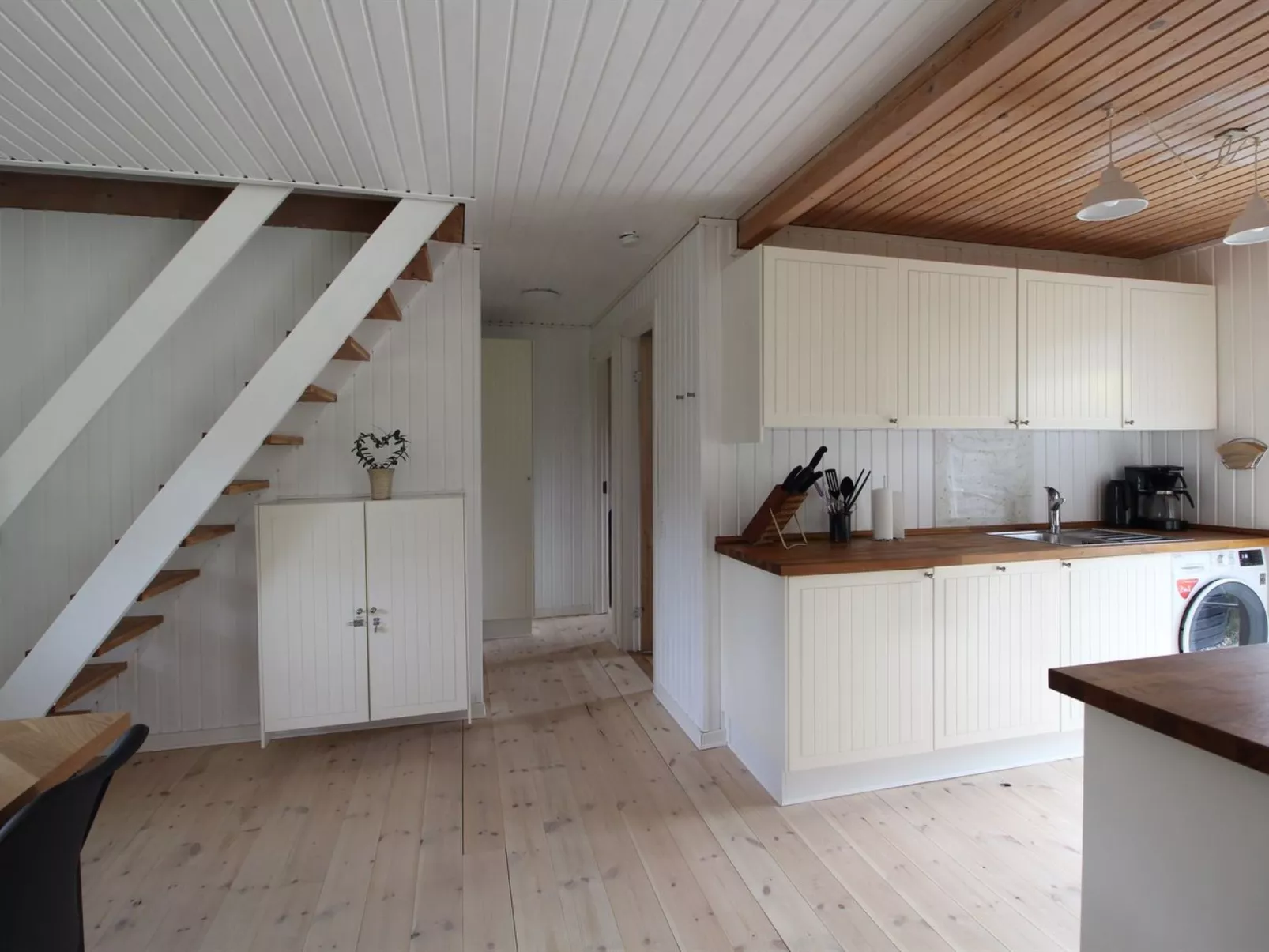 "Annlouise" - 300m from the sea-Inside