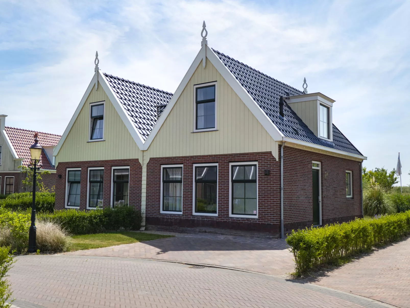 Munt Geschakeld 6-Outside