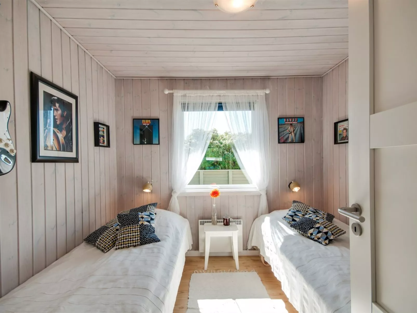 "Diuri" - 400m from the sea-Inside
