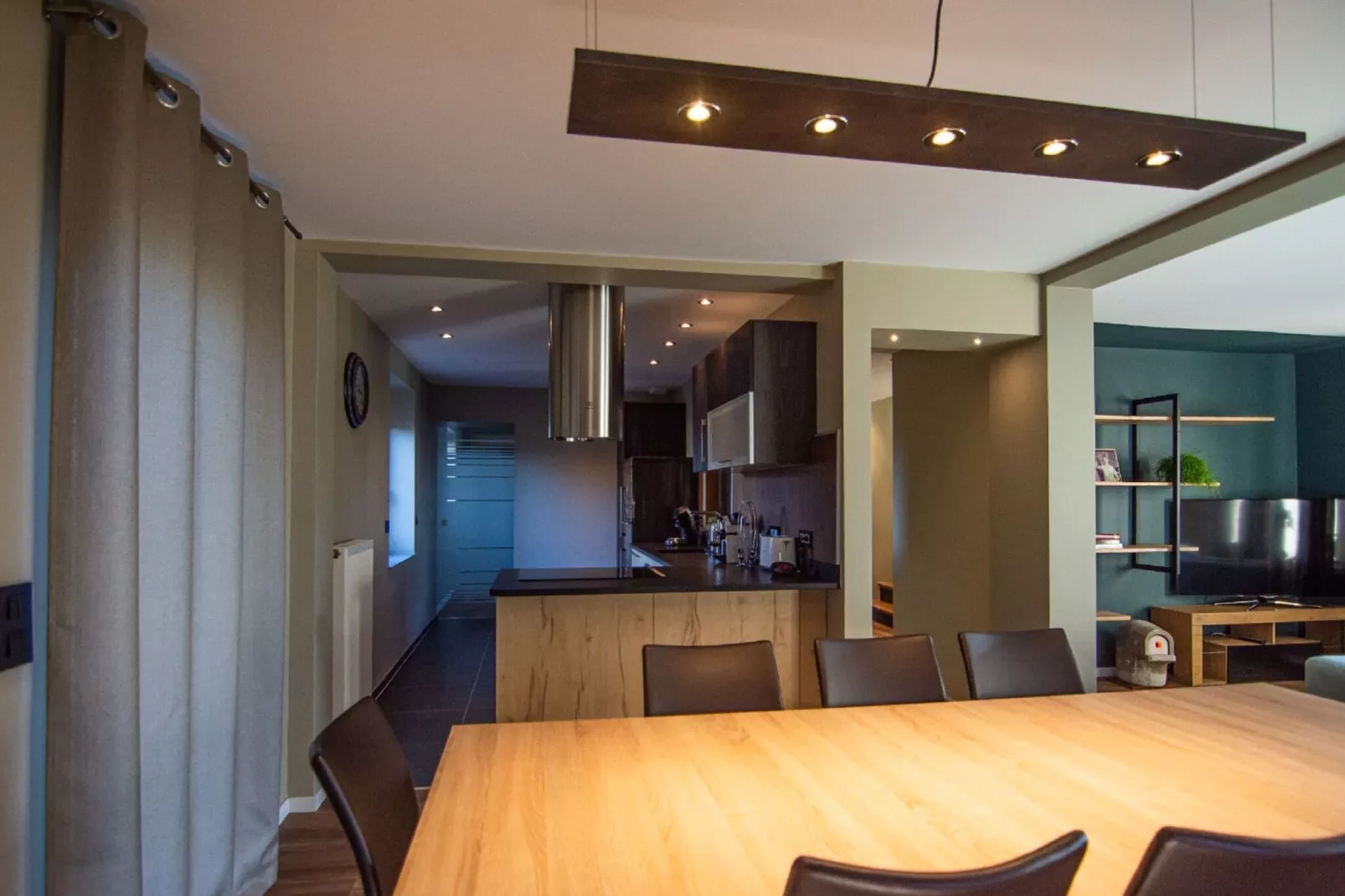 LE MILLE FIORI HOUSE-Dining room