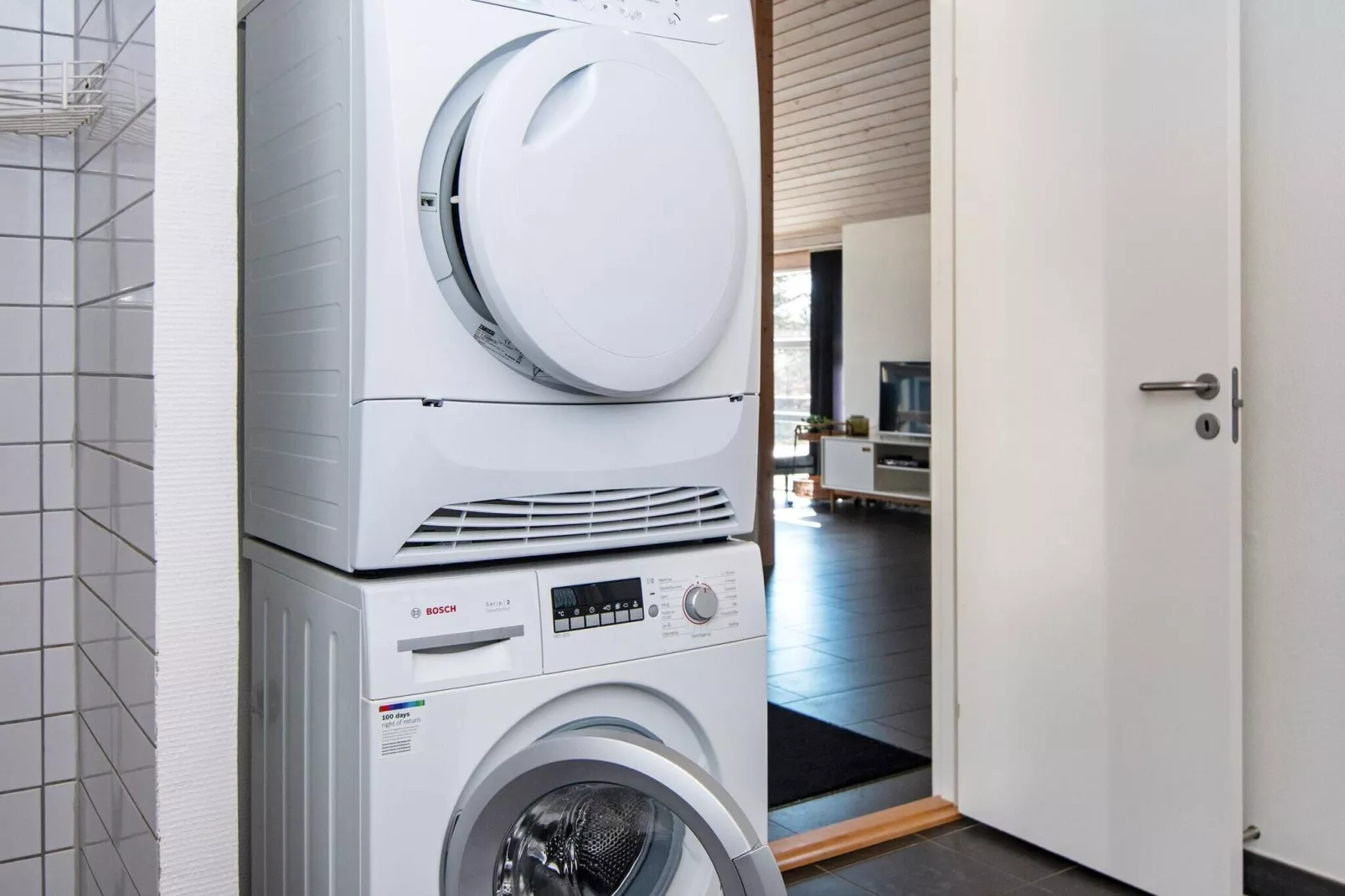 10 person holiday home in Løgstør-By Traum-Indoor