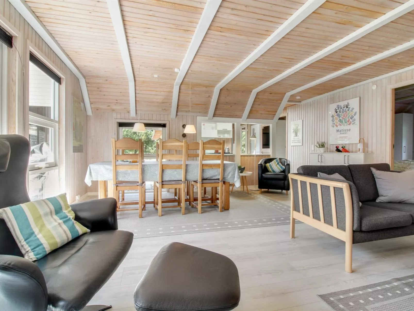 "Arttu" - 2.4km from the sea-Inside