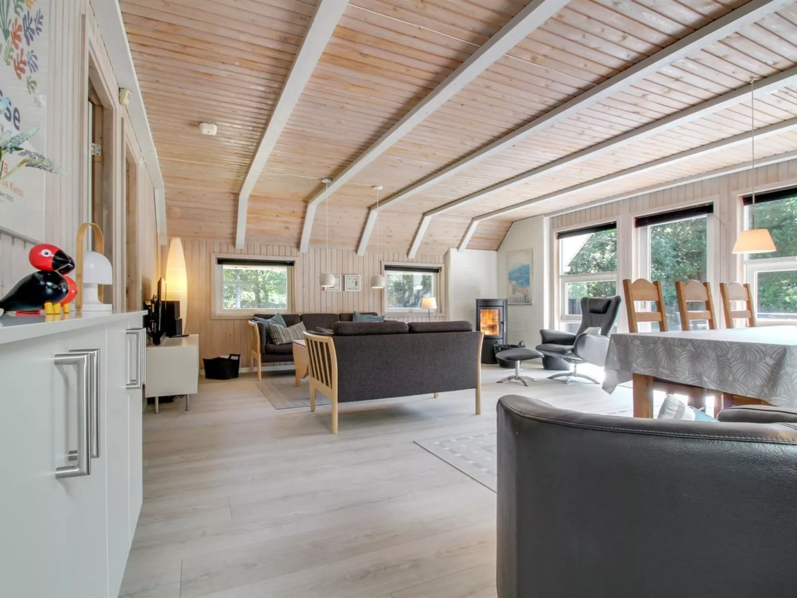 "Arttu" - 2.4km from the sea-Inside