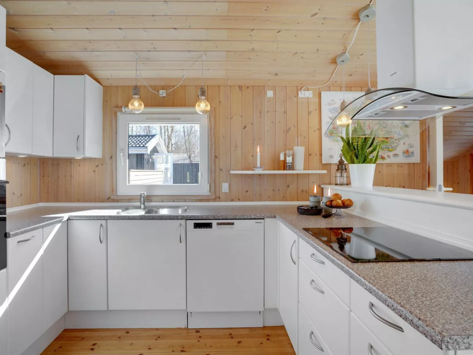 "Mika" - 1km from the sea-Inside
